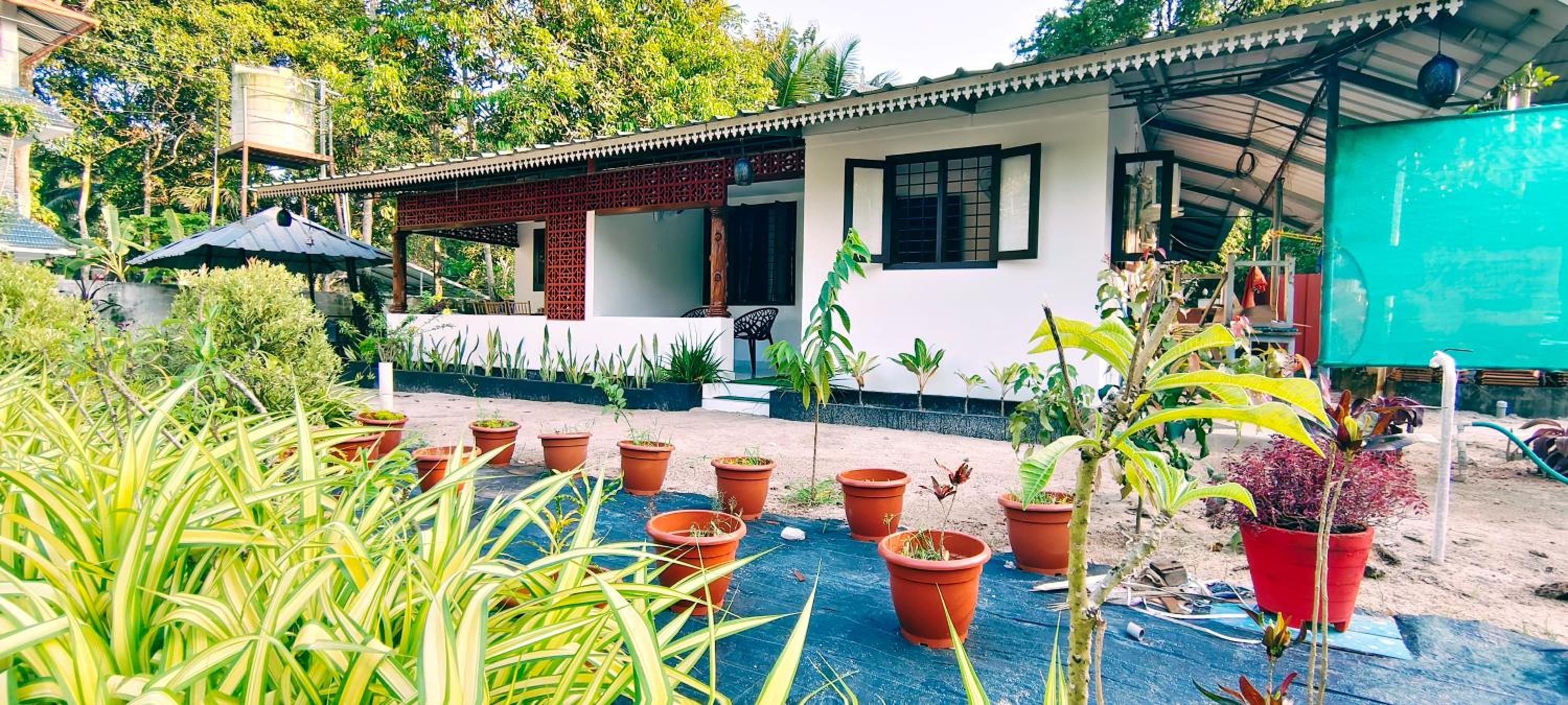 Double or Twin Room with Garden View photo 2