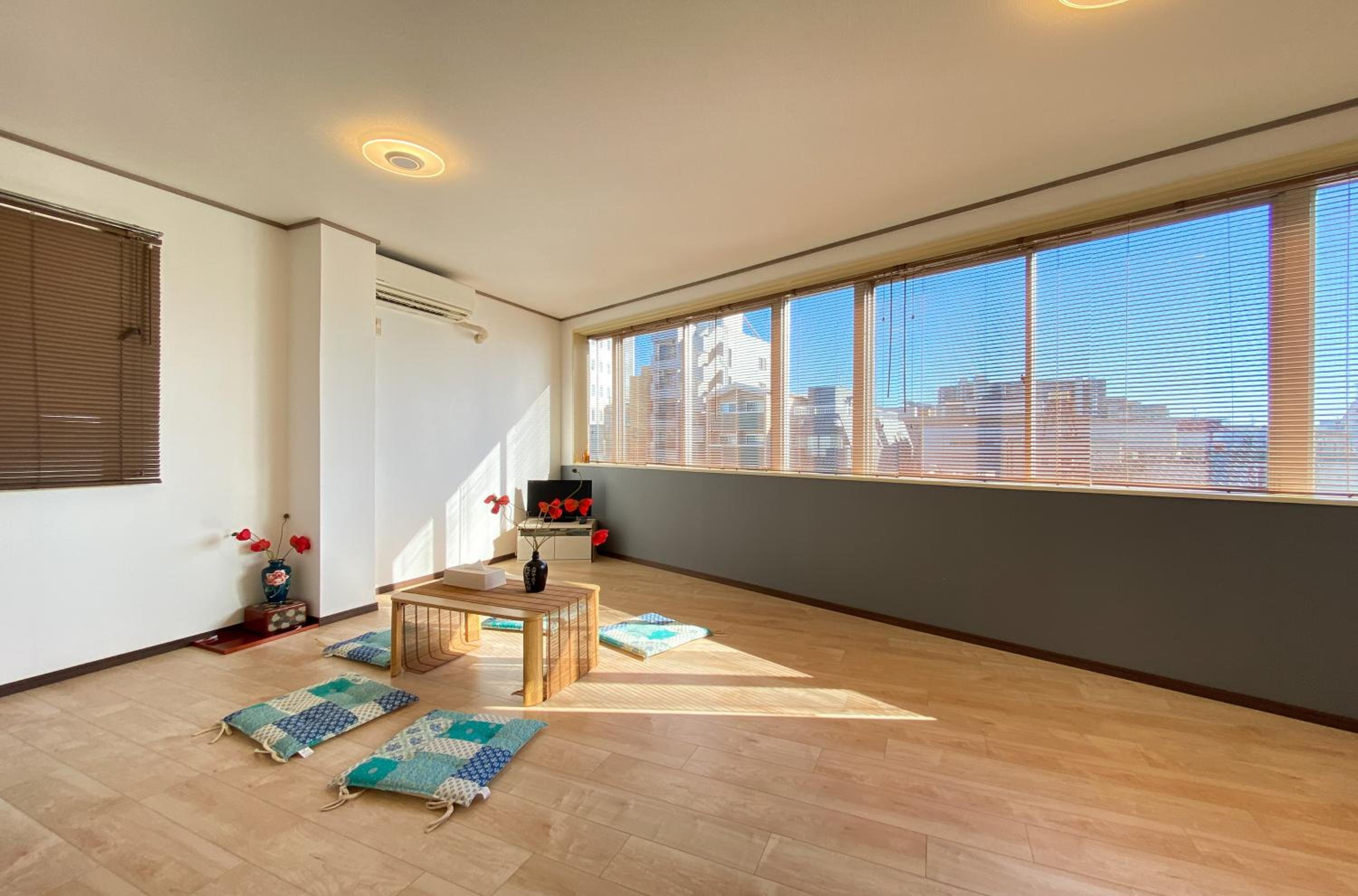 Family Room photo 3