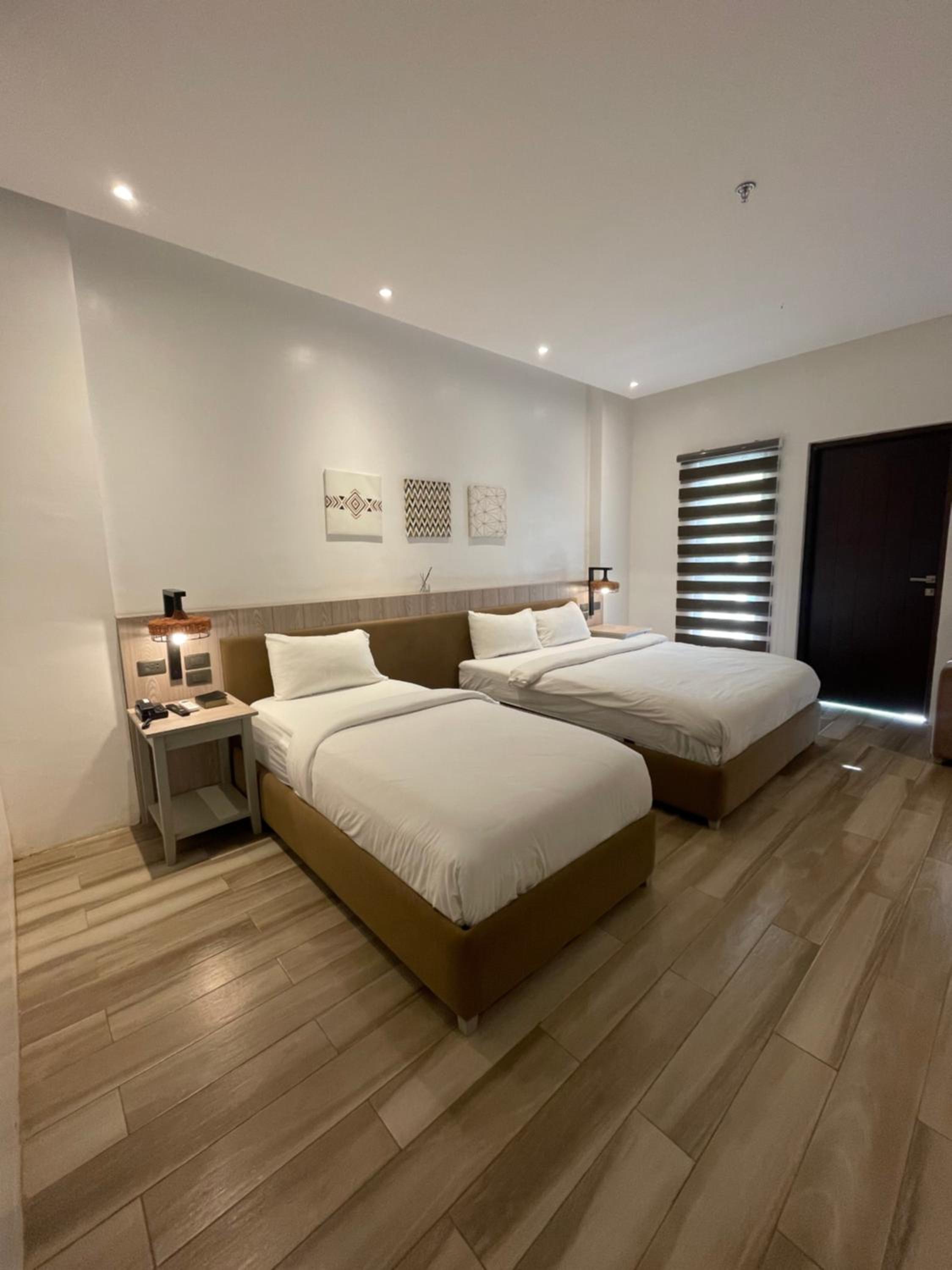Superior Deluxe Room photo 3