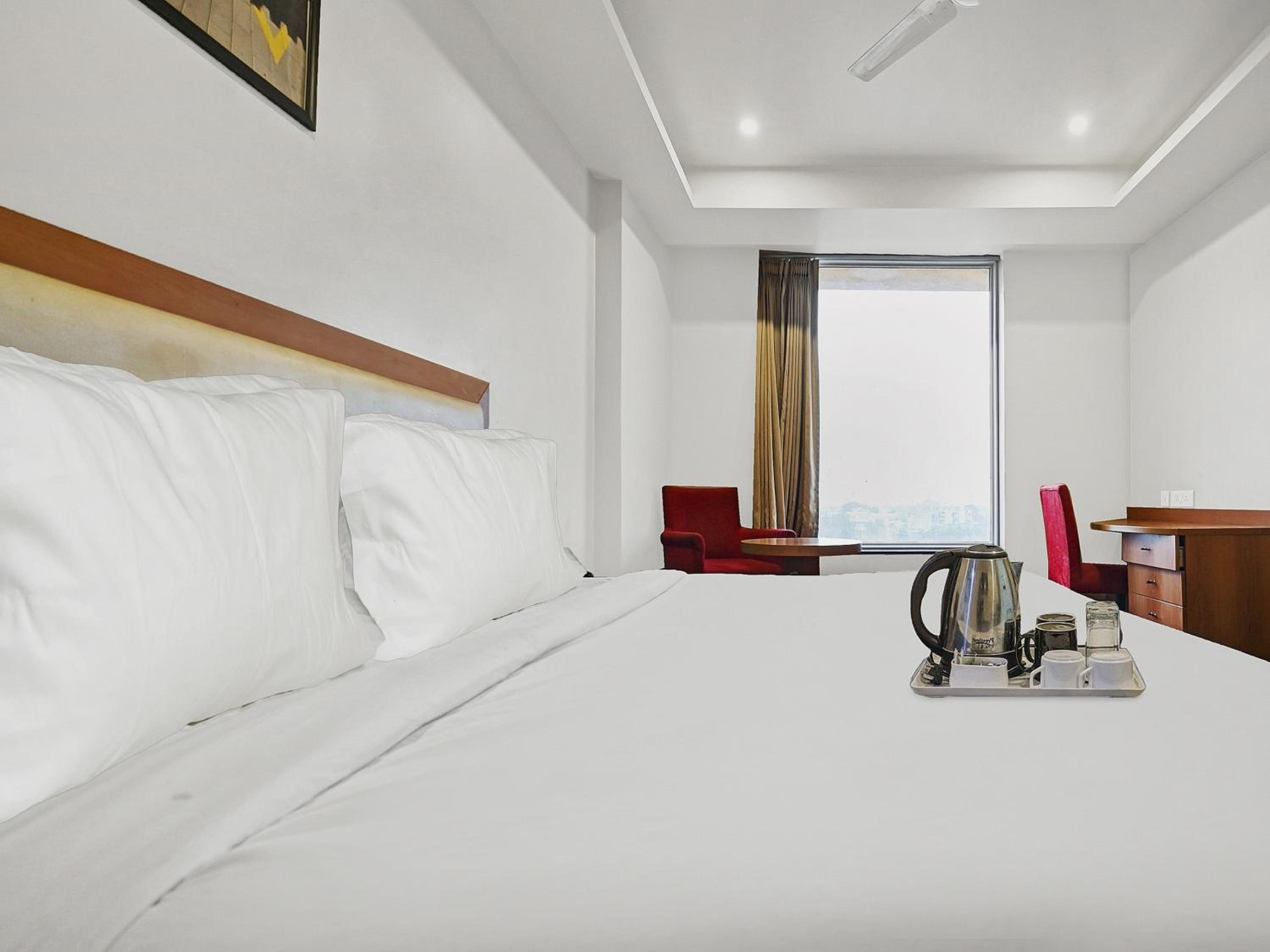 Classic Triple Room - Photo 18
