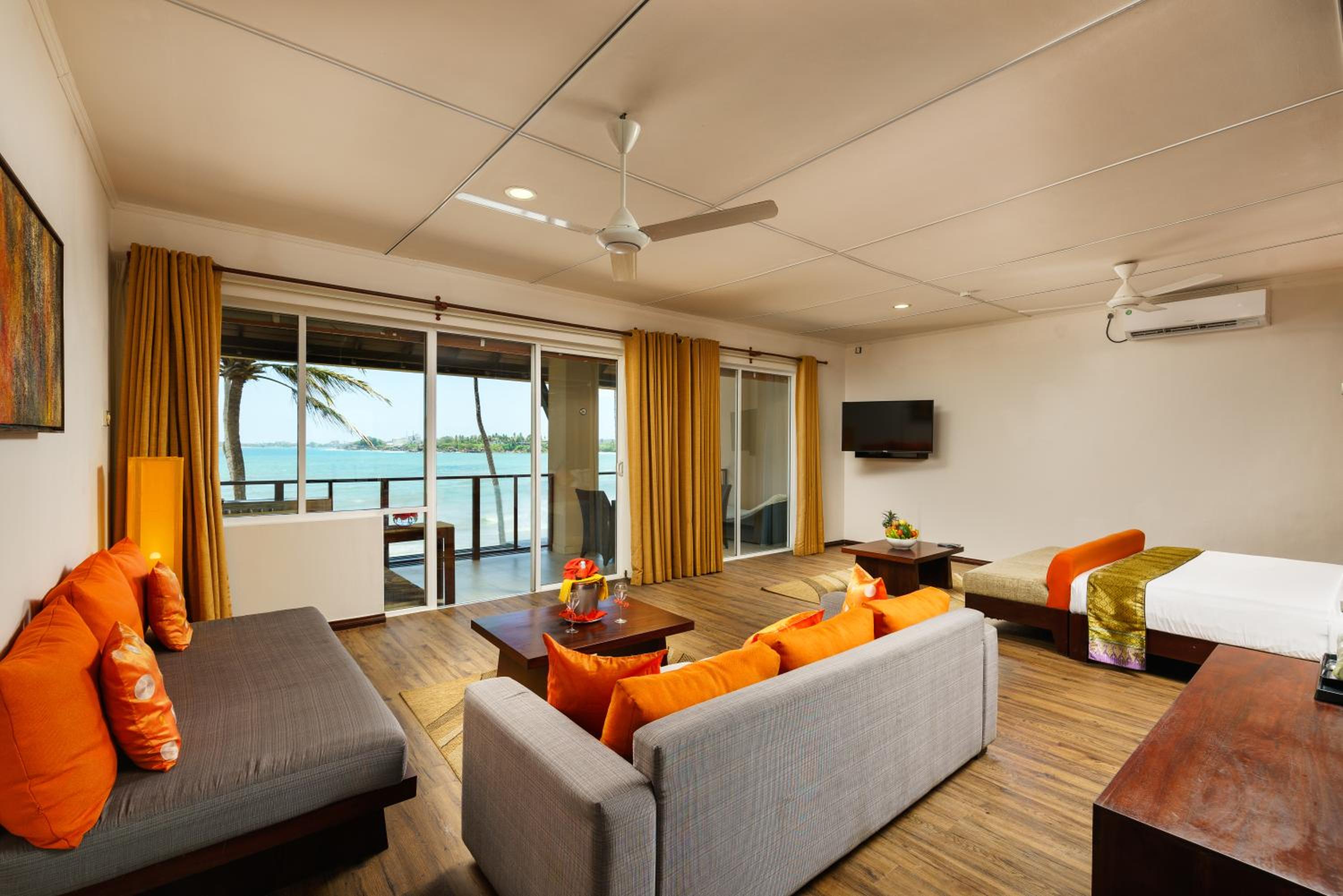 Ocean Suite with 10% off on selected wines photo 2
