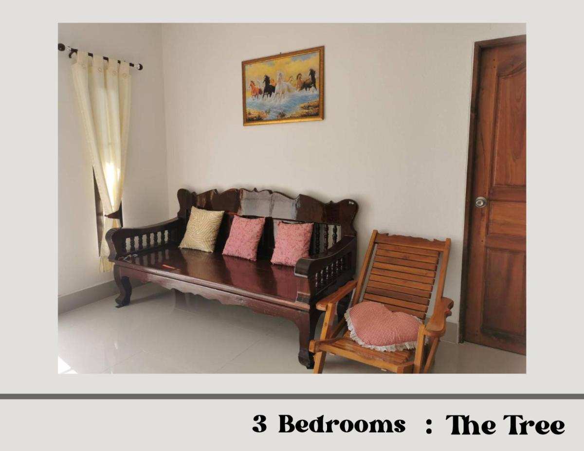 Three-Bedroom House - Photo 3