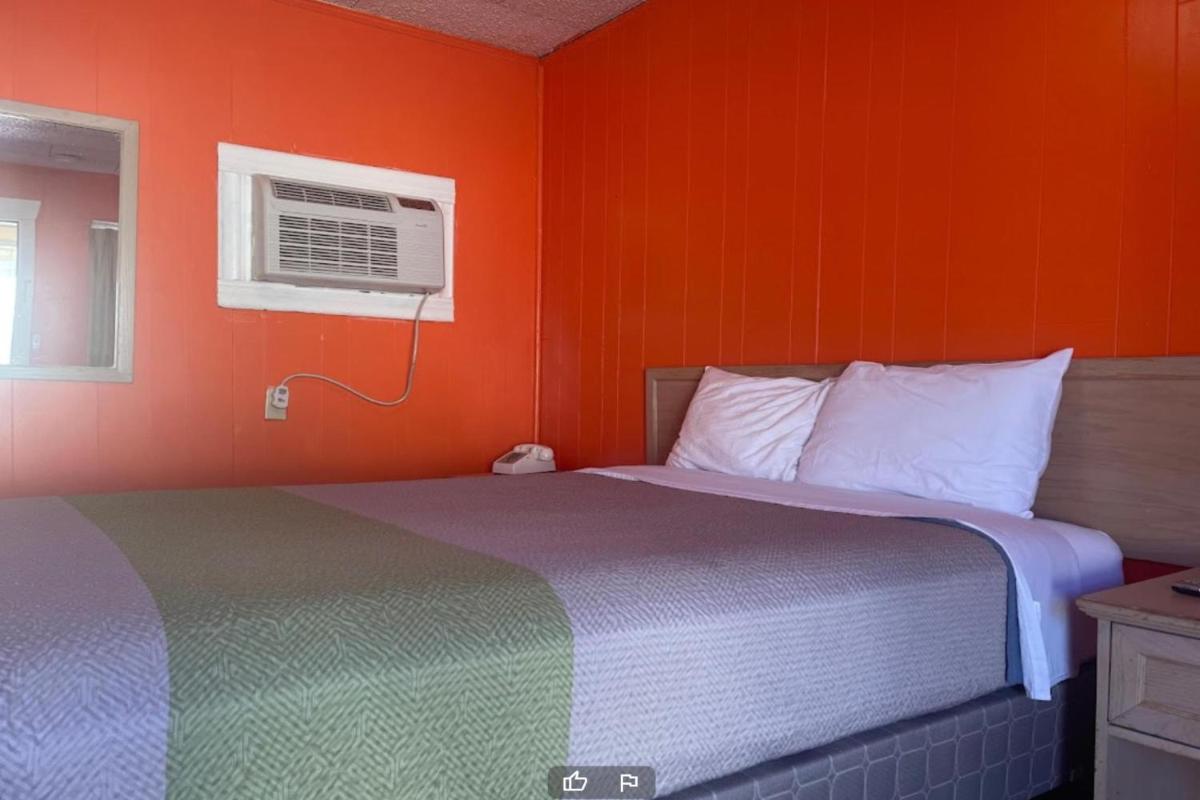 Standard Queen Room photo 2
