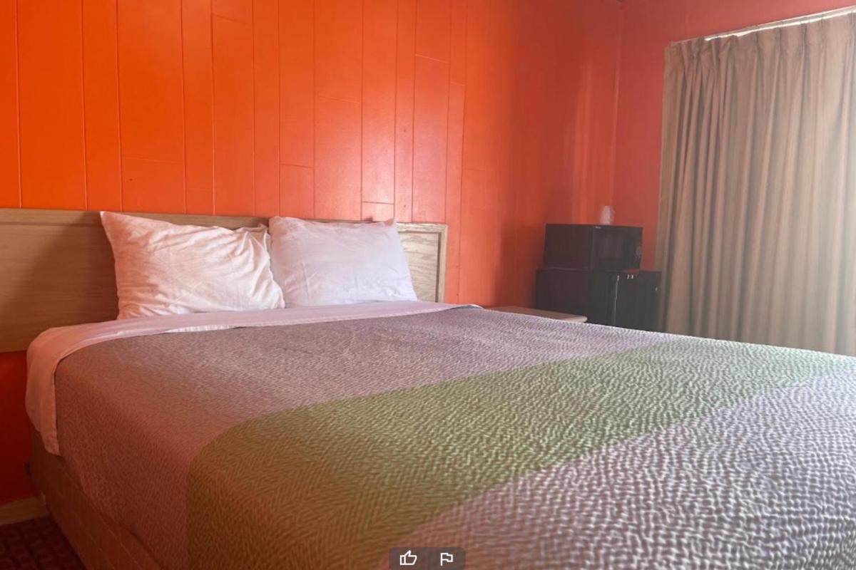 Queen Room photo 3