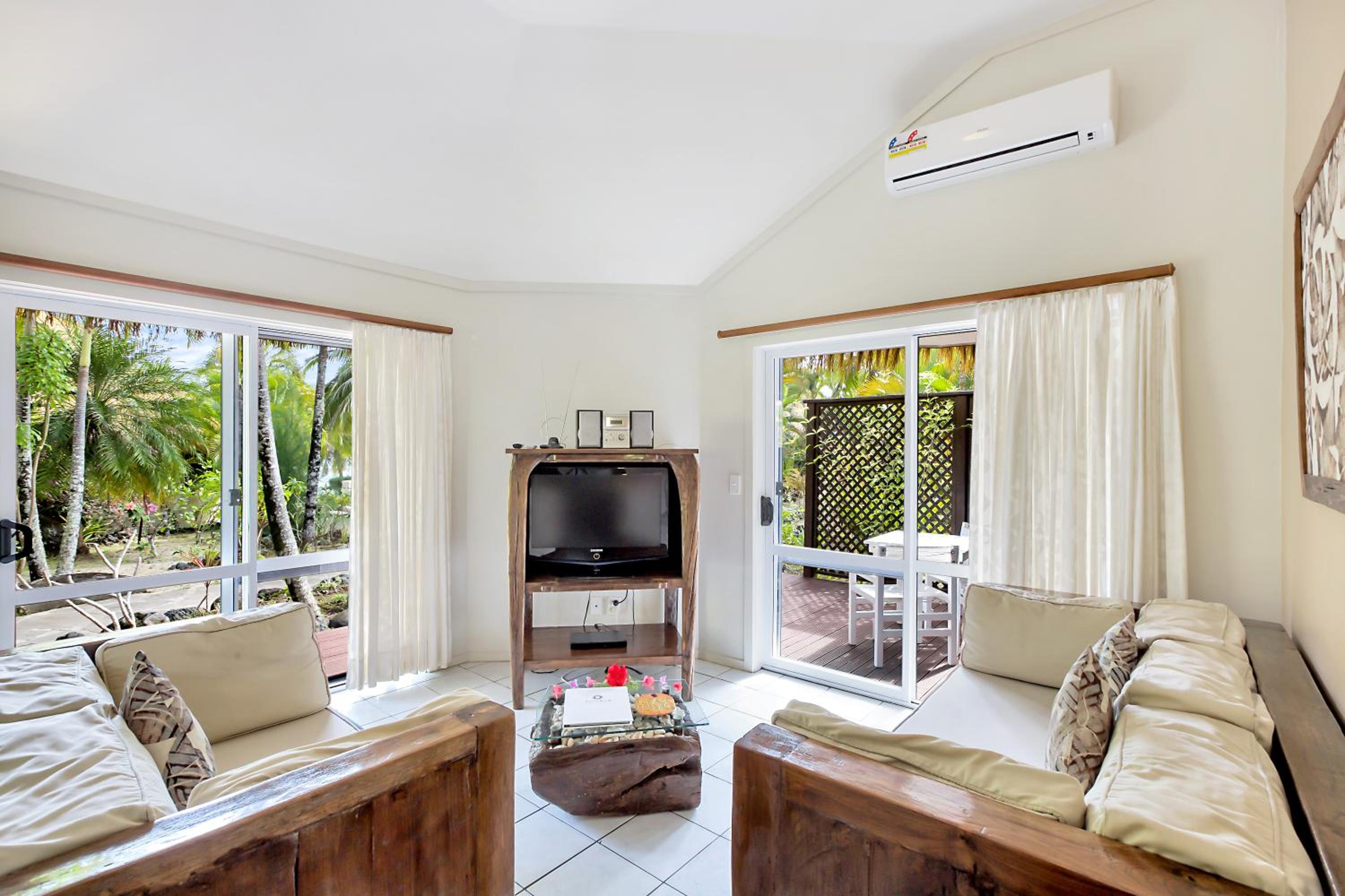 One-Bedroom Villa