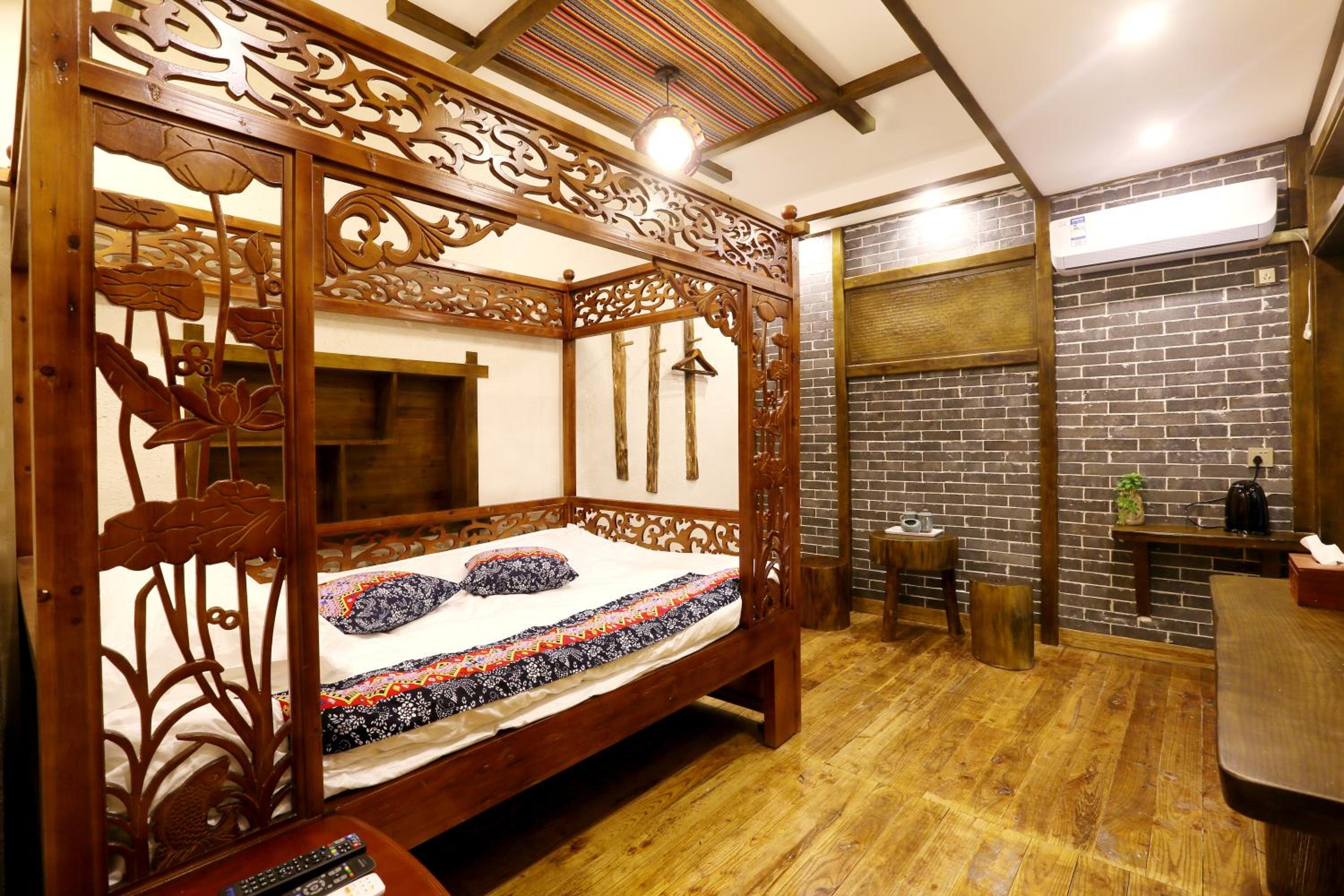 Double Room with Private Bathroom photo 1