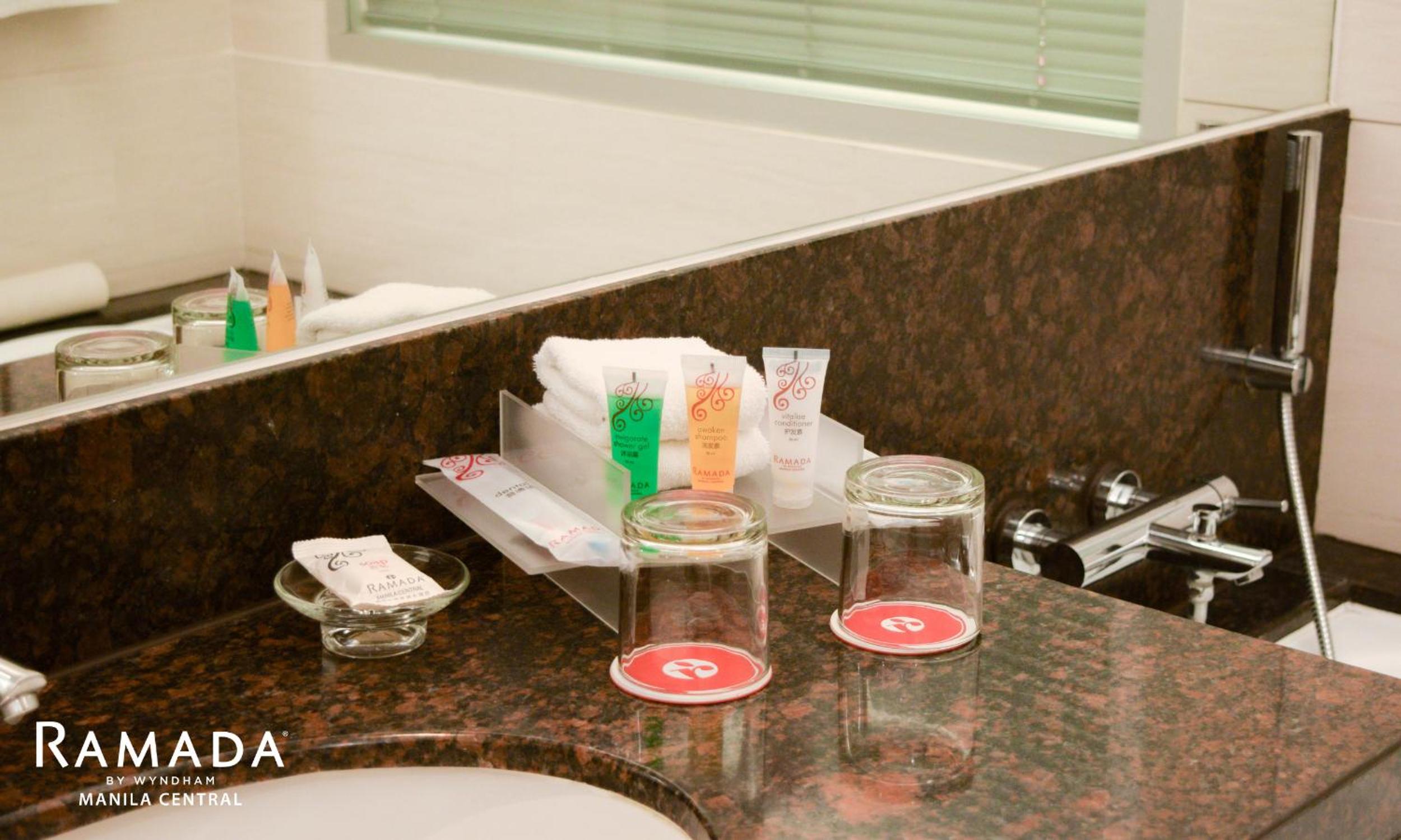 Executive Double or Twin Room - Photo 8