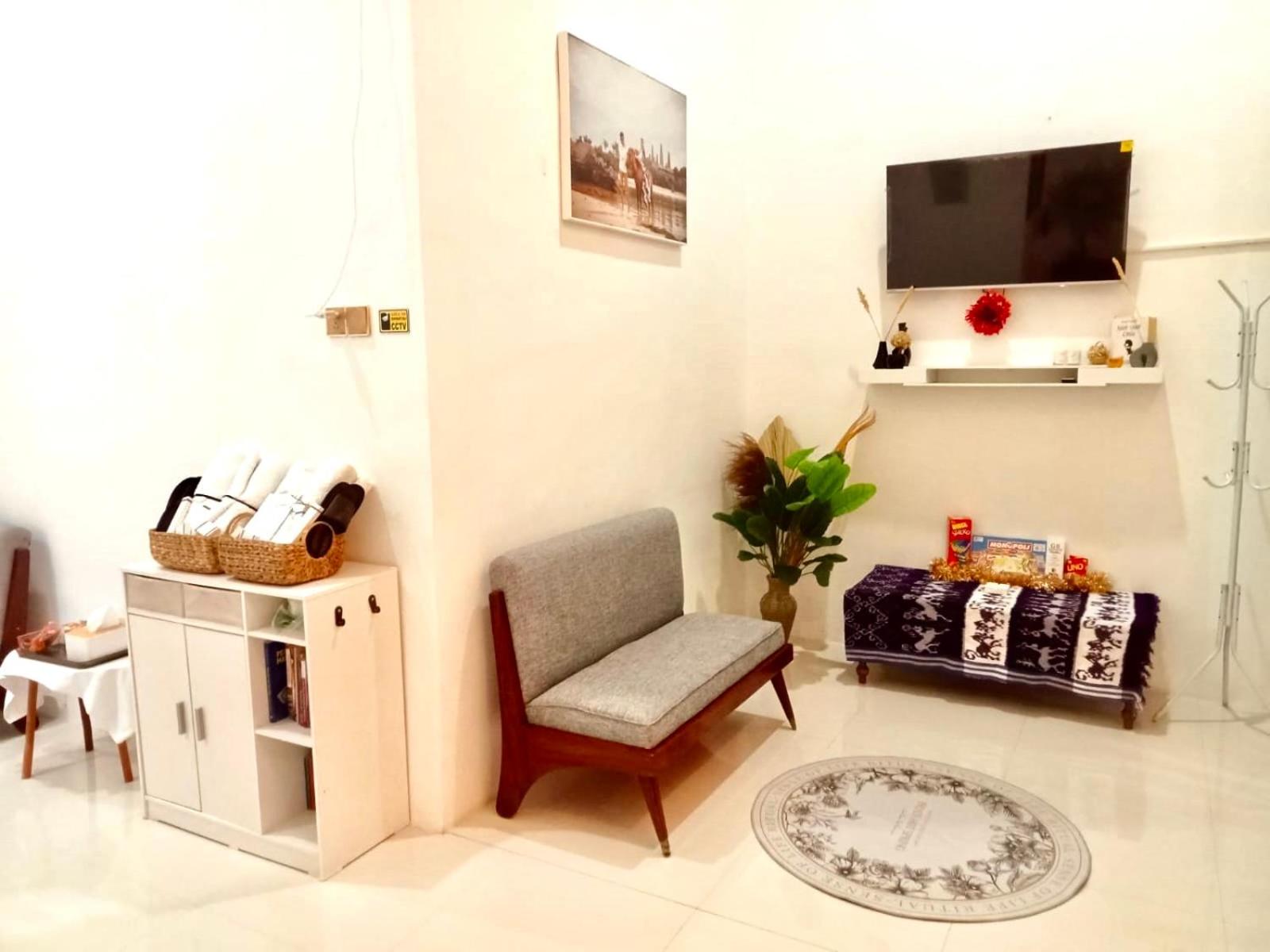 Three-Bedroom Villa photo 1