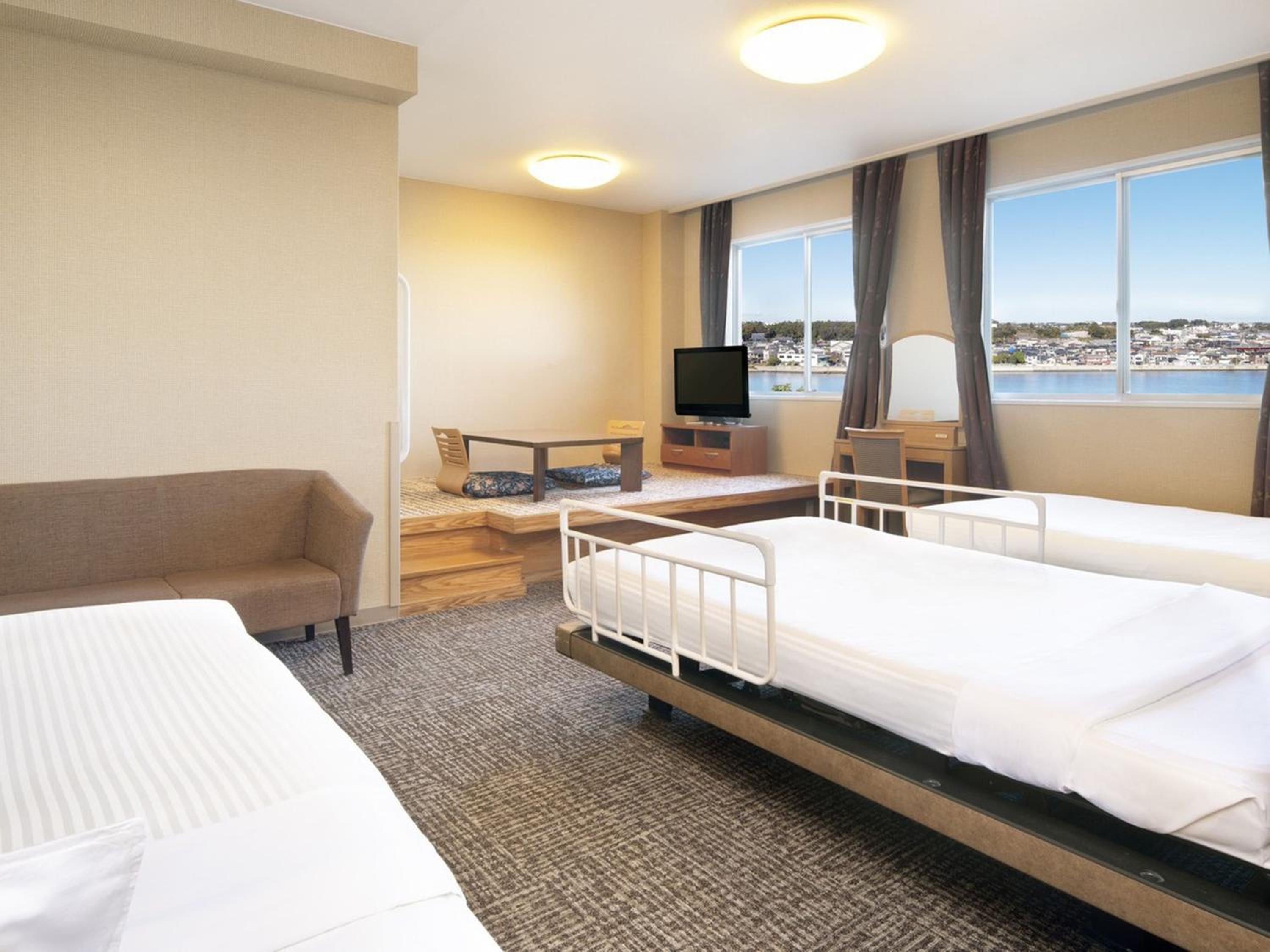 Accessible Room (With Private Bath)