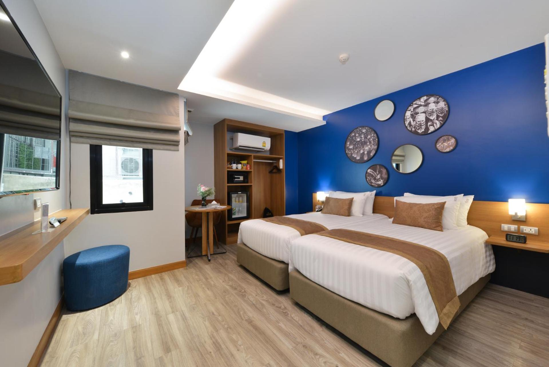 Premier Twin Room photo 2