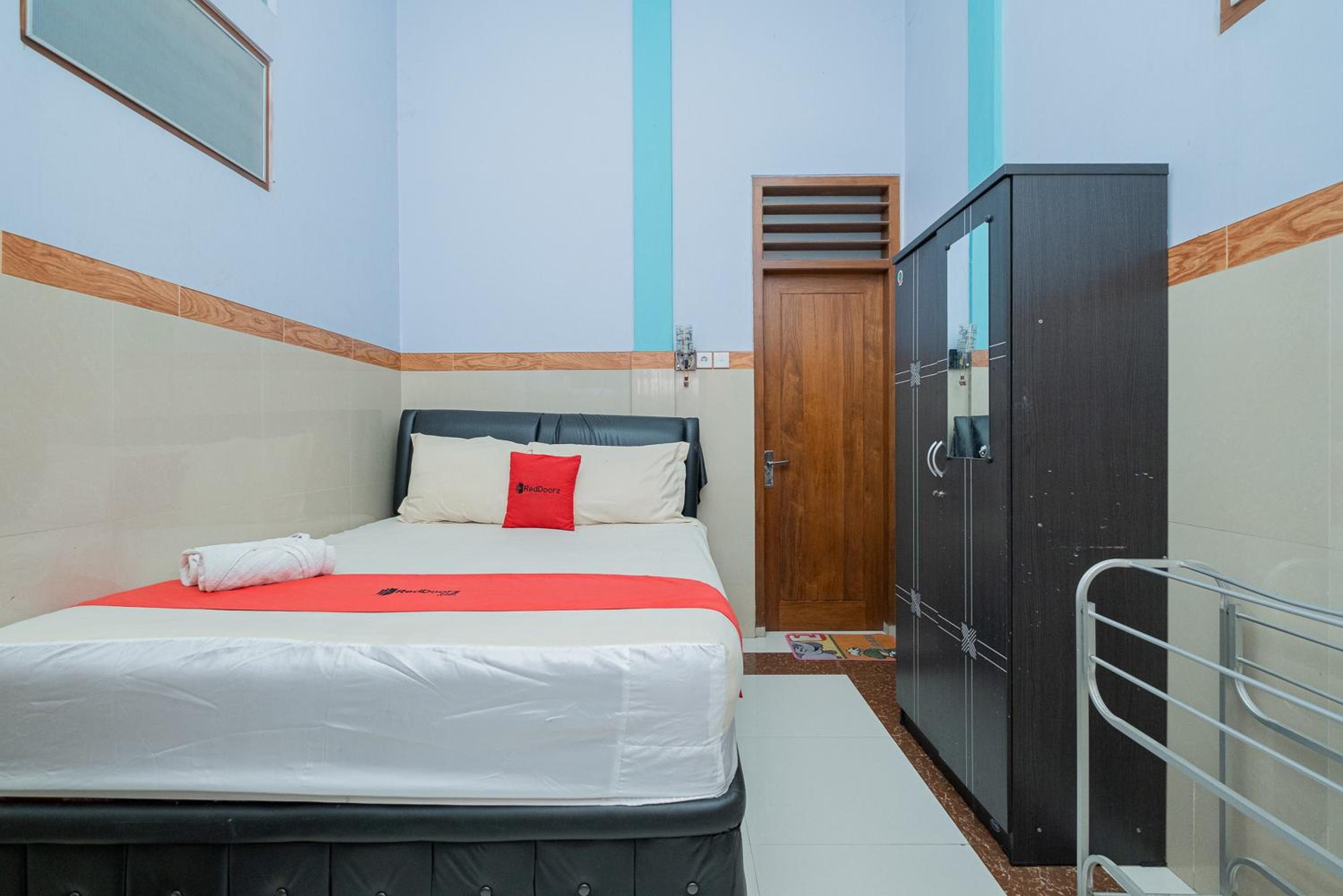 Double Room - Photo 3