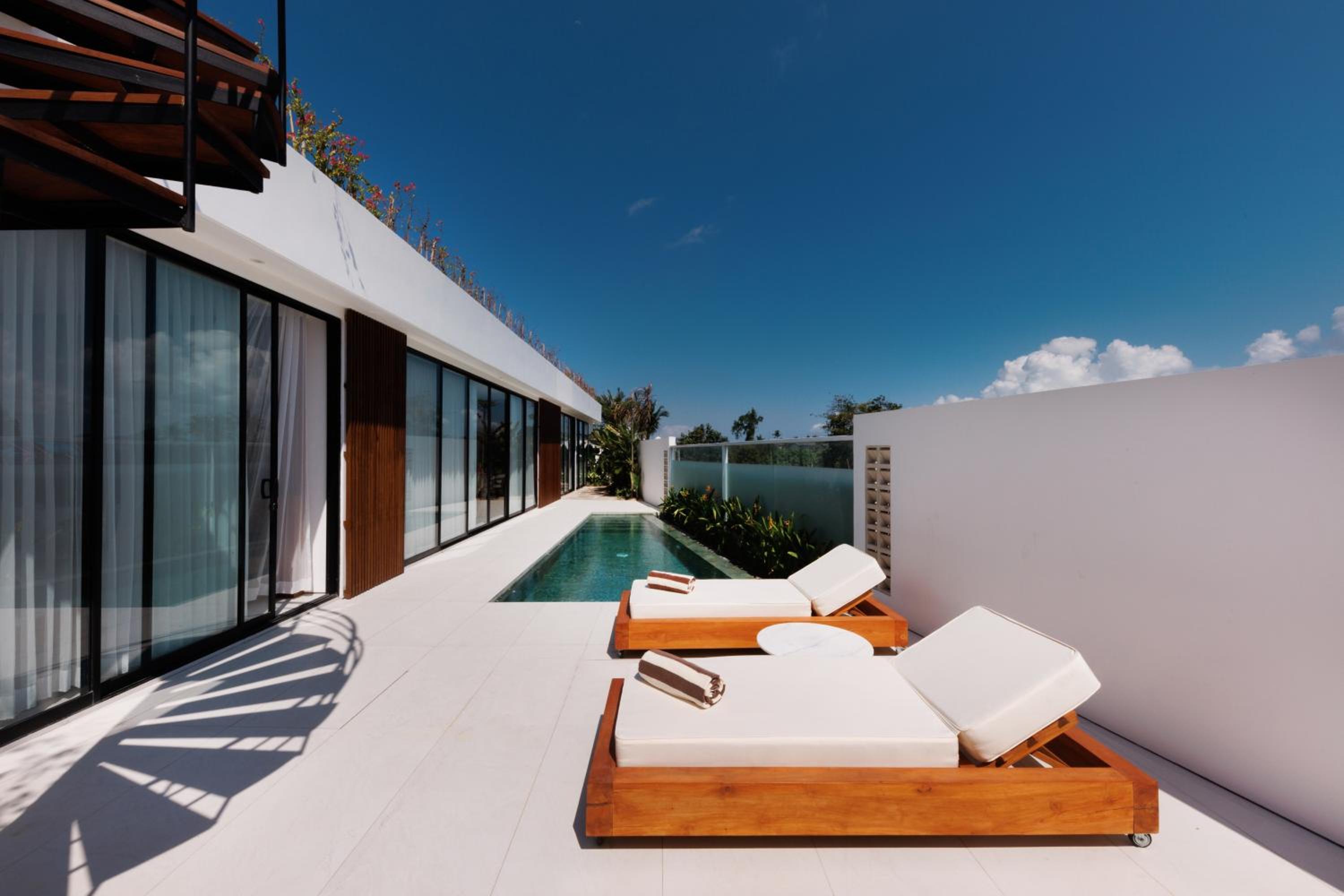 Three-Bedroom Villa - Photo 13