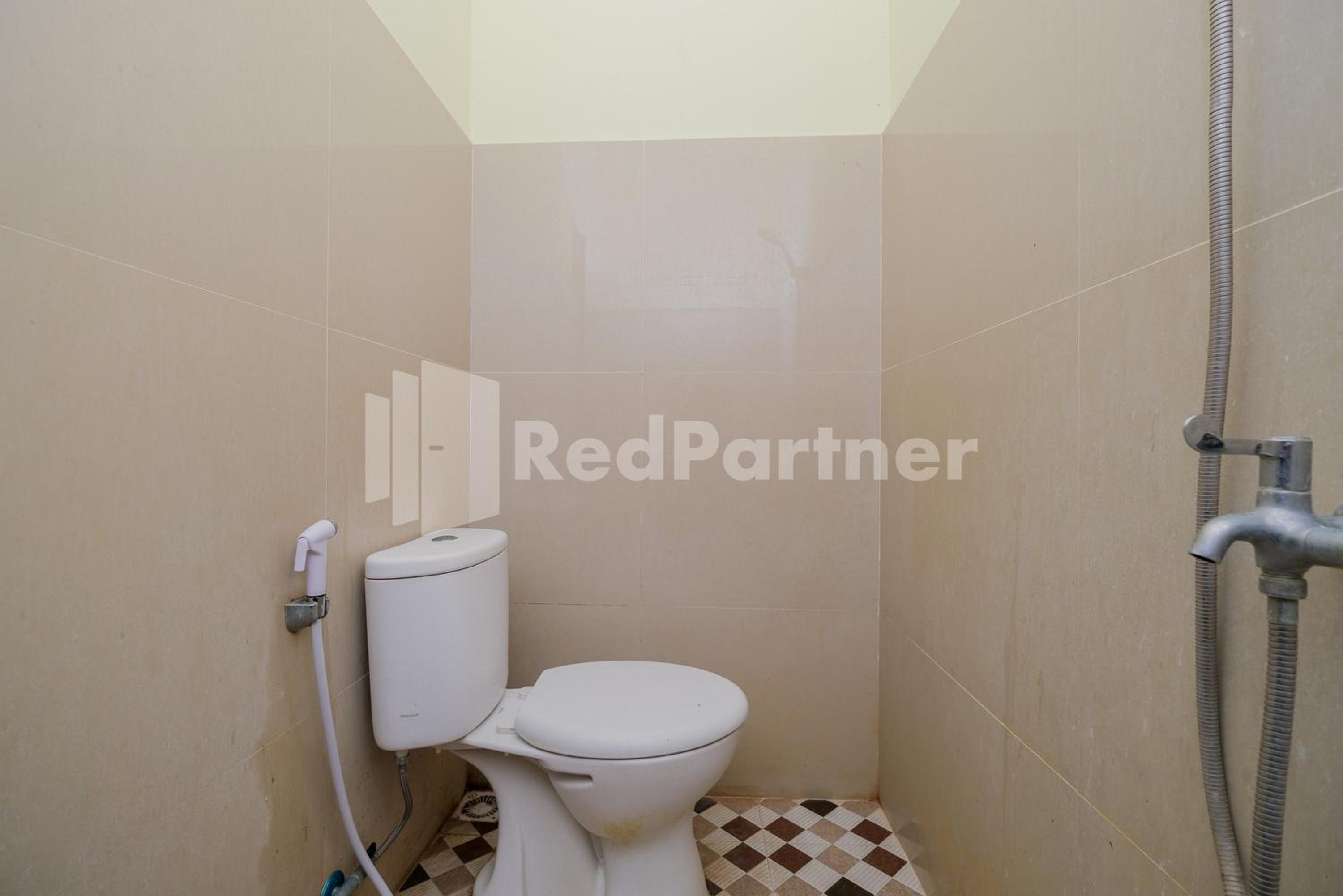 Deluxe Double Room - Photo 11