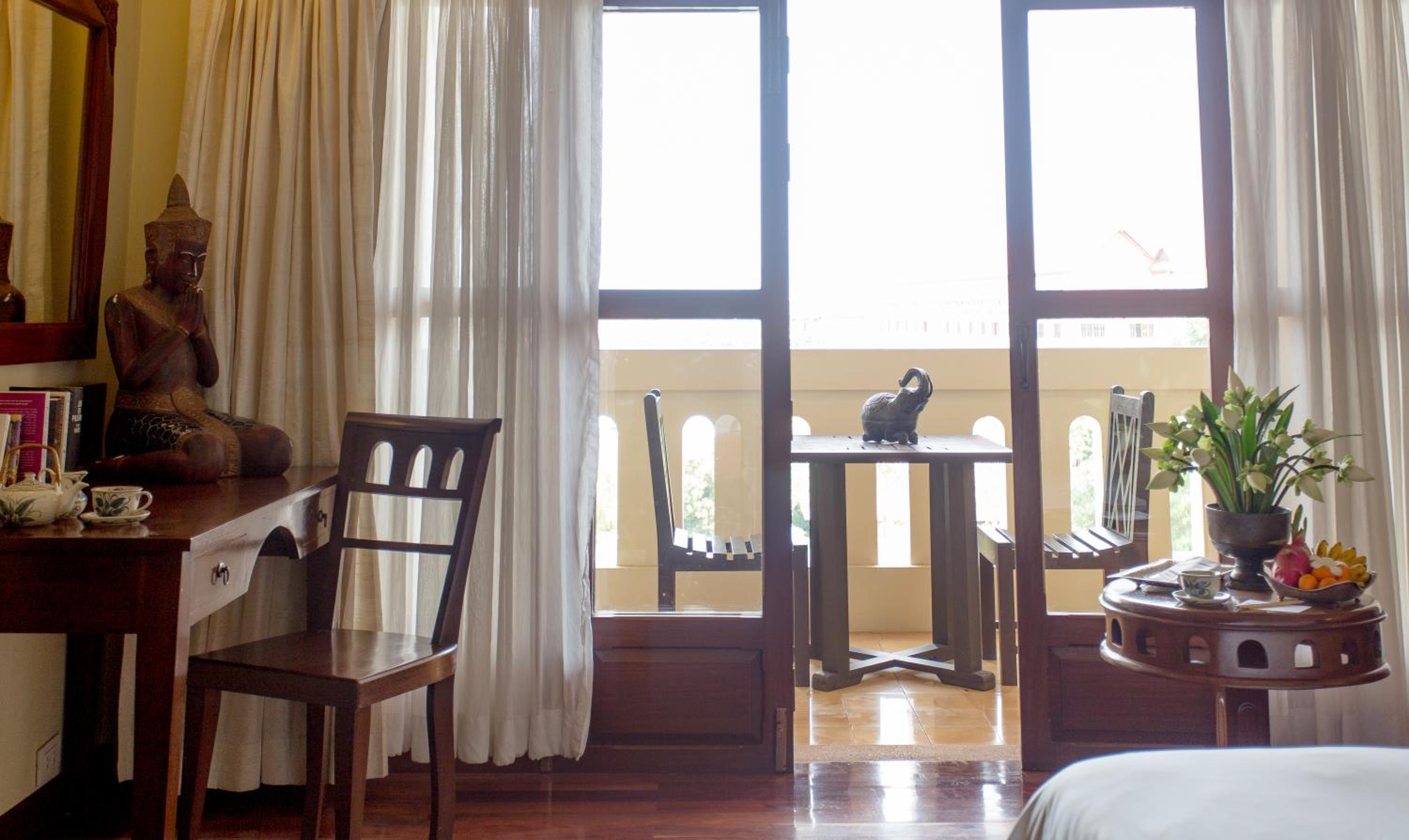 Deluxe Double Room - Free 1way Shuttle to City Center - Photo 6