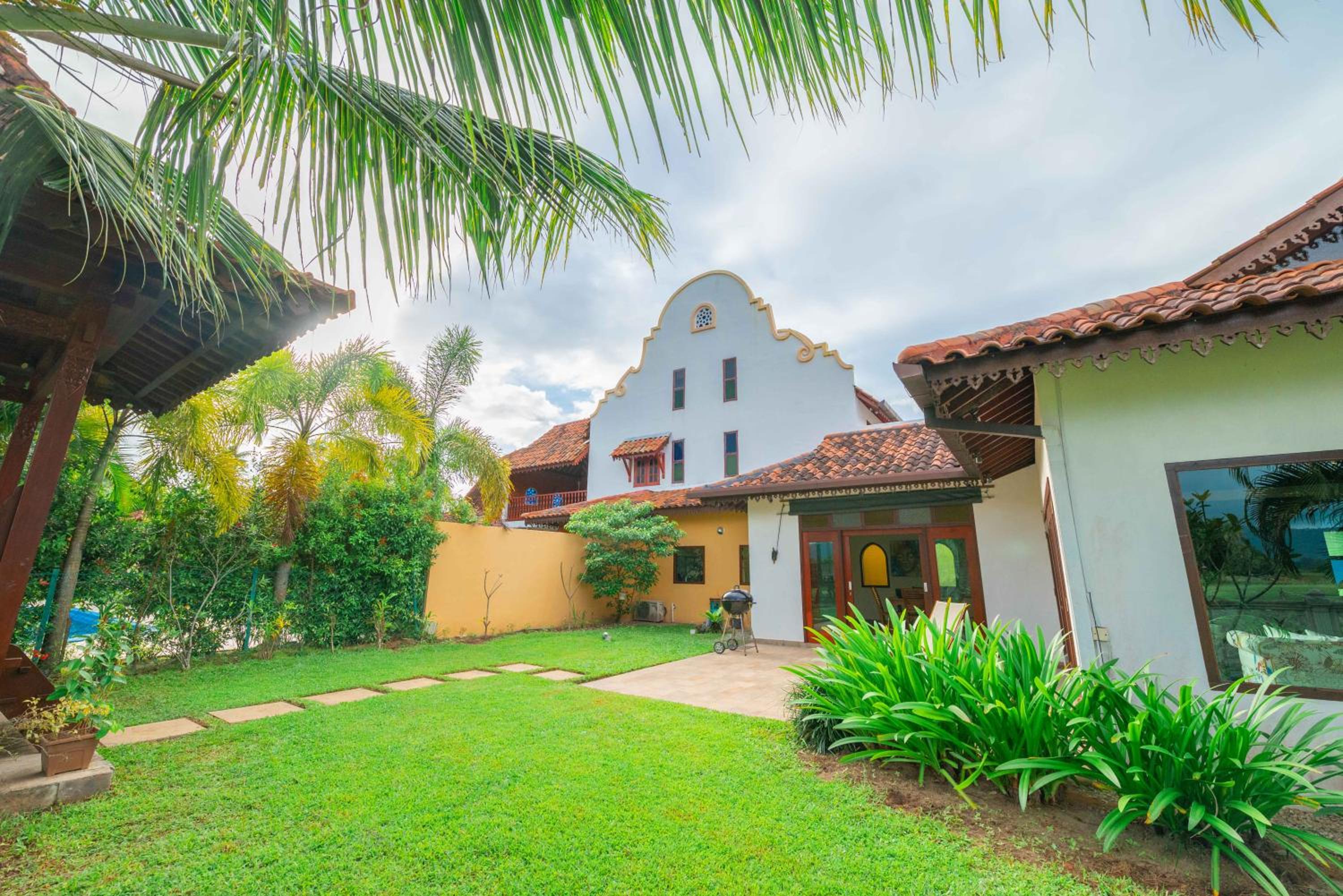 Frangipani Villa - Photo 13