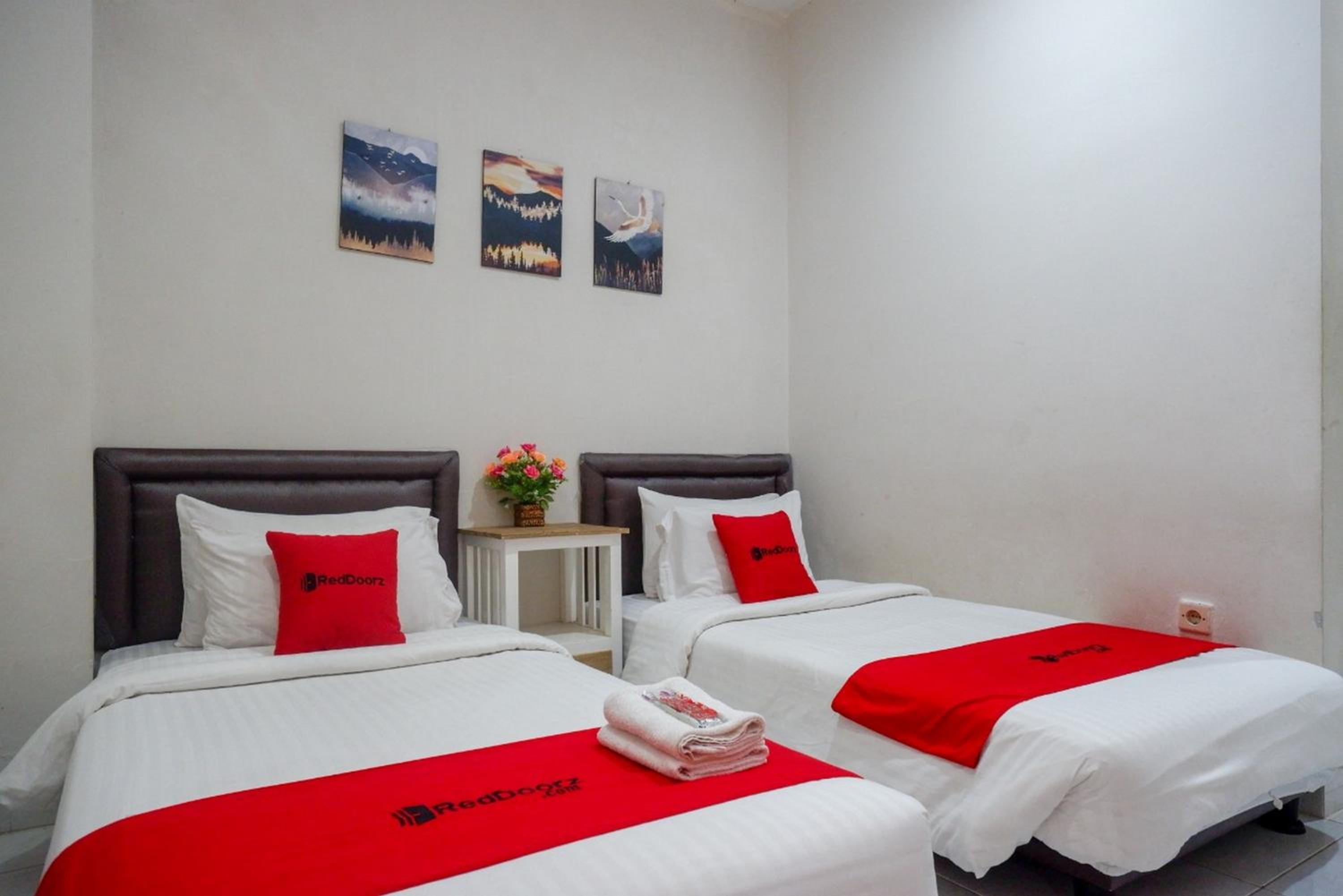 Twin Room - Photo 1