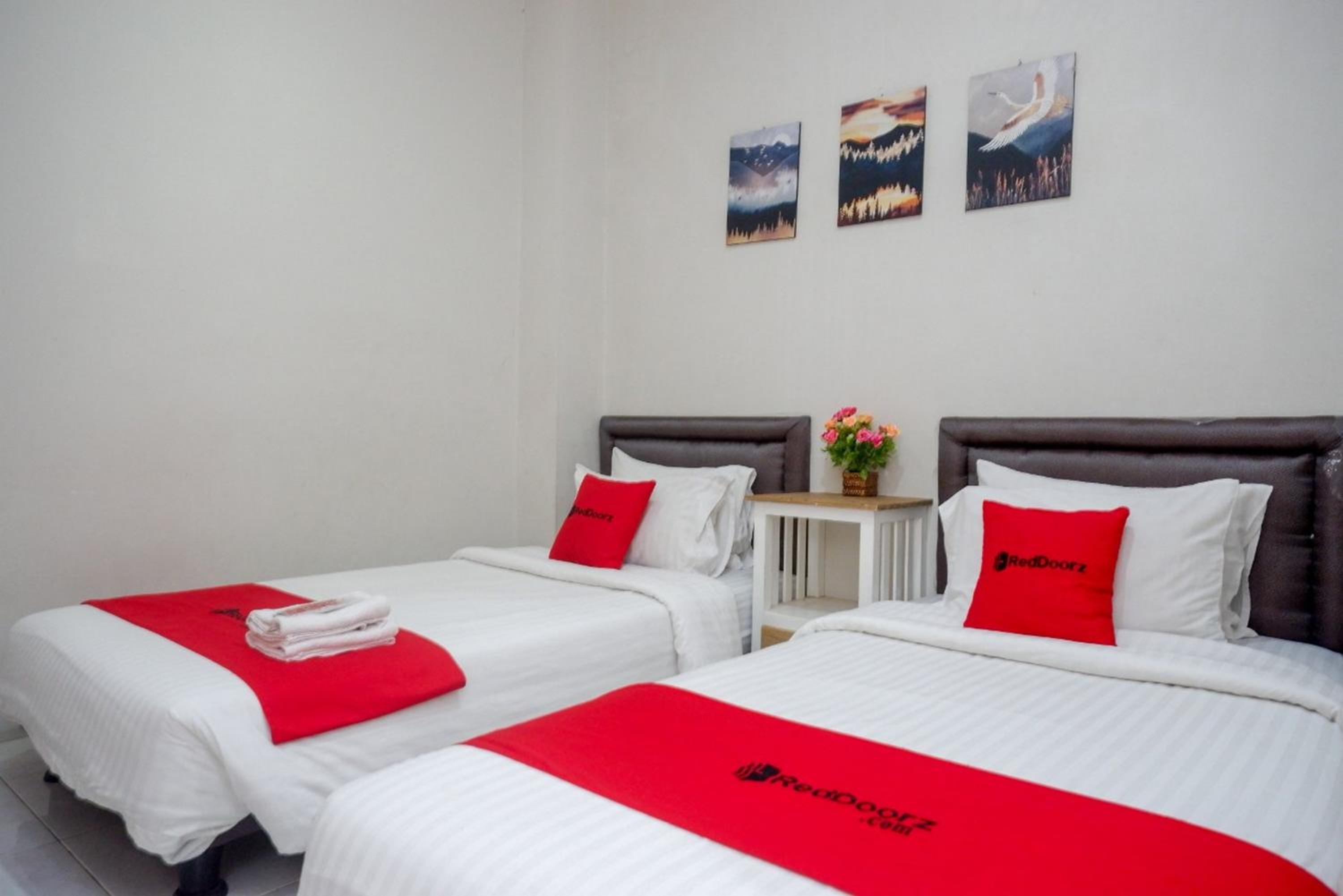 Twin Room - Photo 4