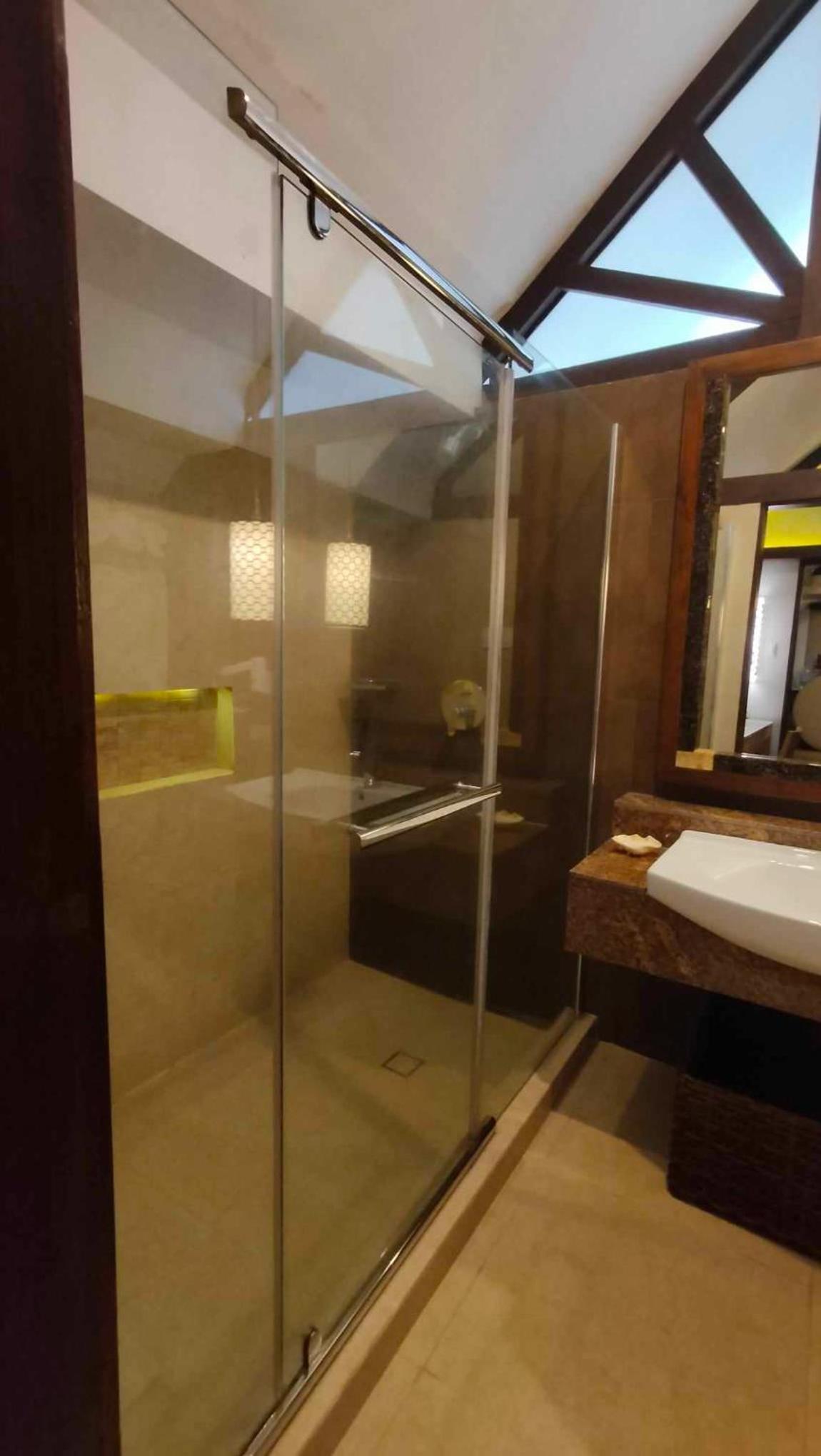One-Bedroom Villa - Photo 16