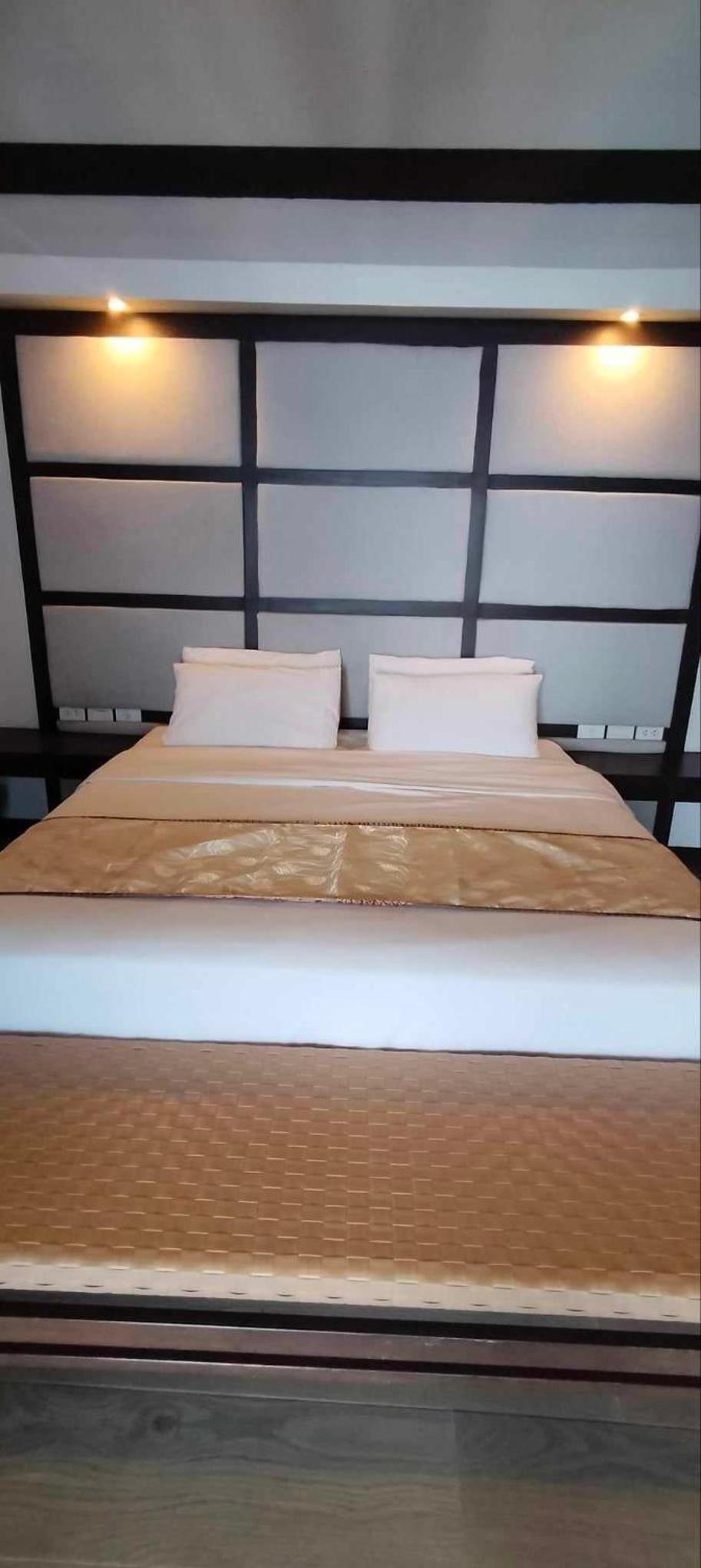 One-Bedroom Villa - Photo 1