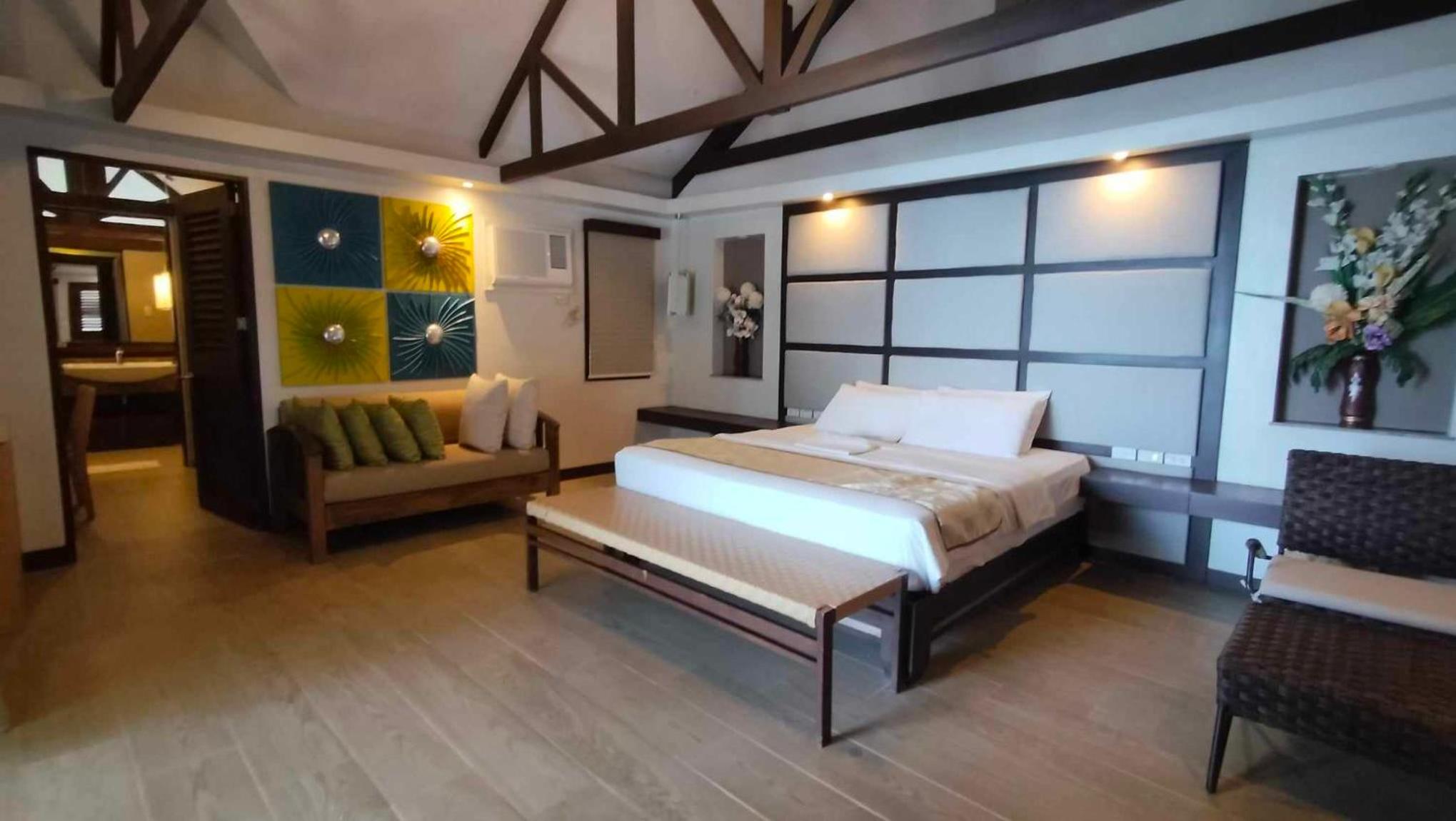One-Bedroom Villa - Photo 8