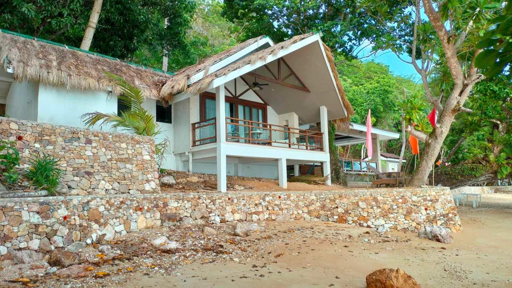 One-Bedroom Villa - Photo 3
