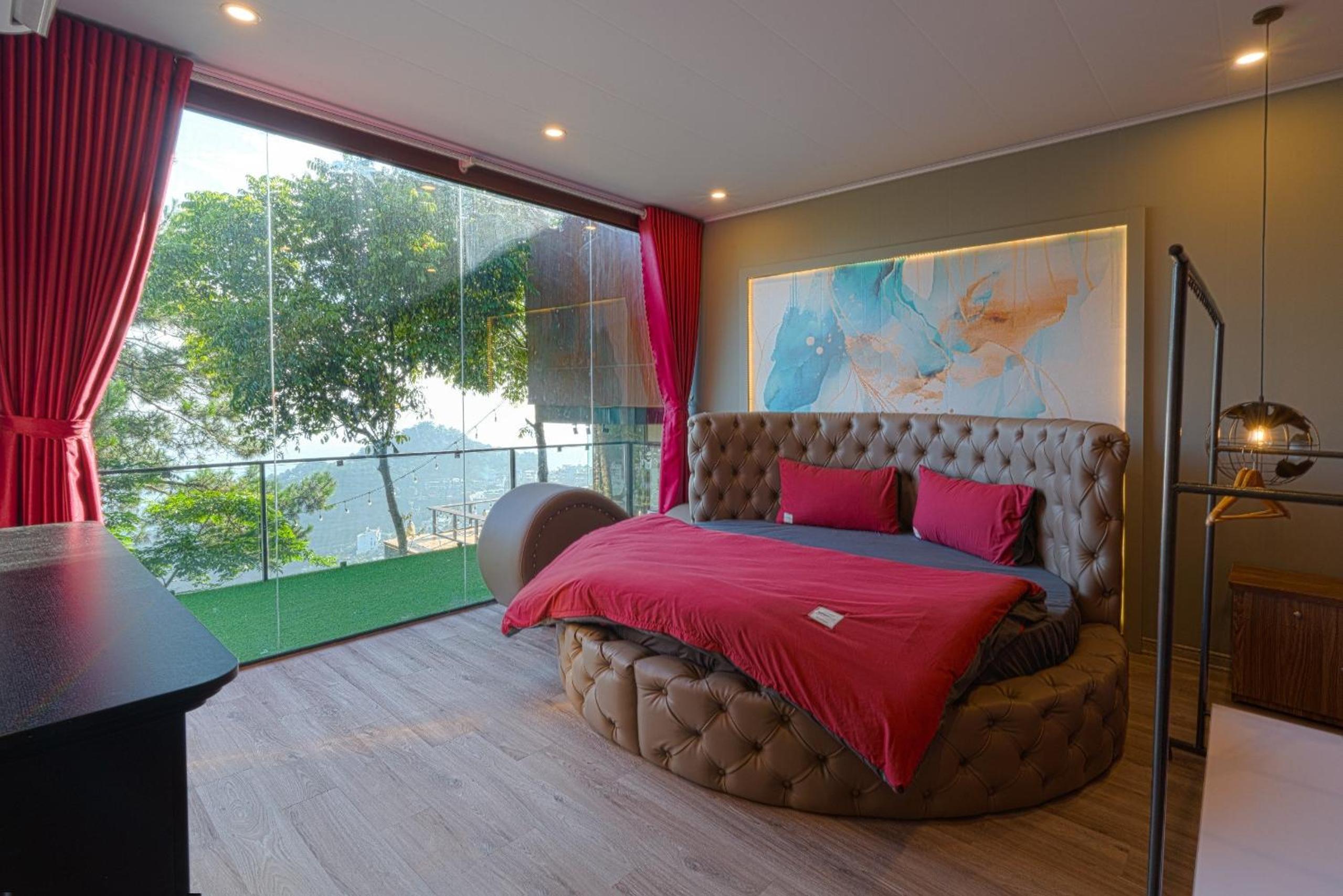 Apartment With Mountain View photo 1