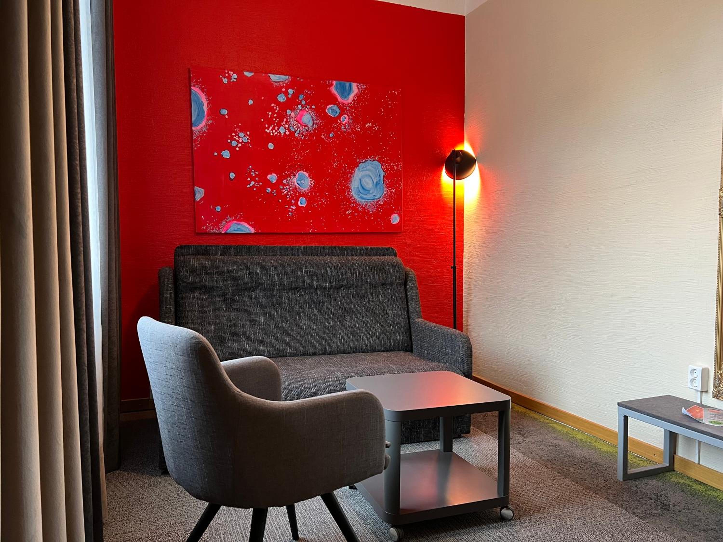 Family Room (He and She Room) - Photo 3