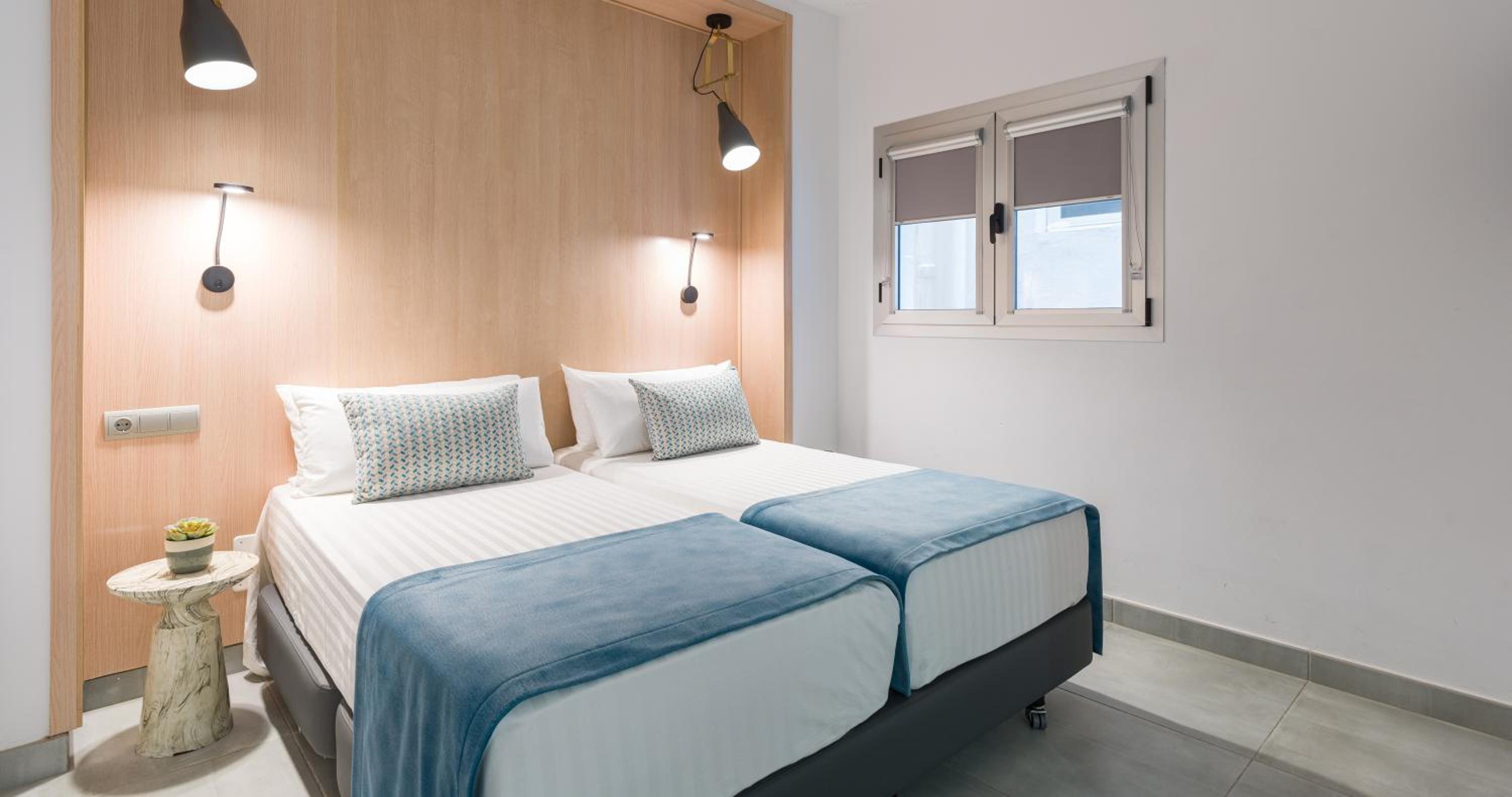 Standard Double Room - Photo 7