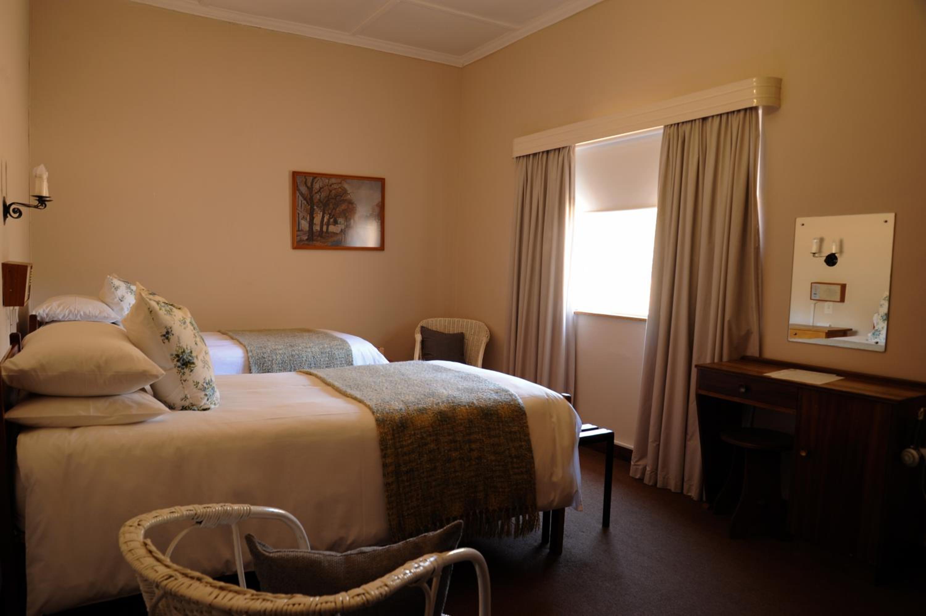 Twin Room with Bathroom photo 3