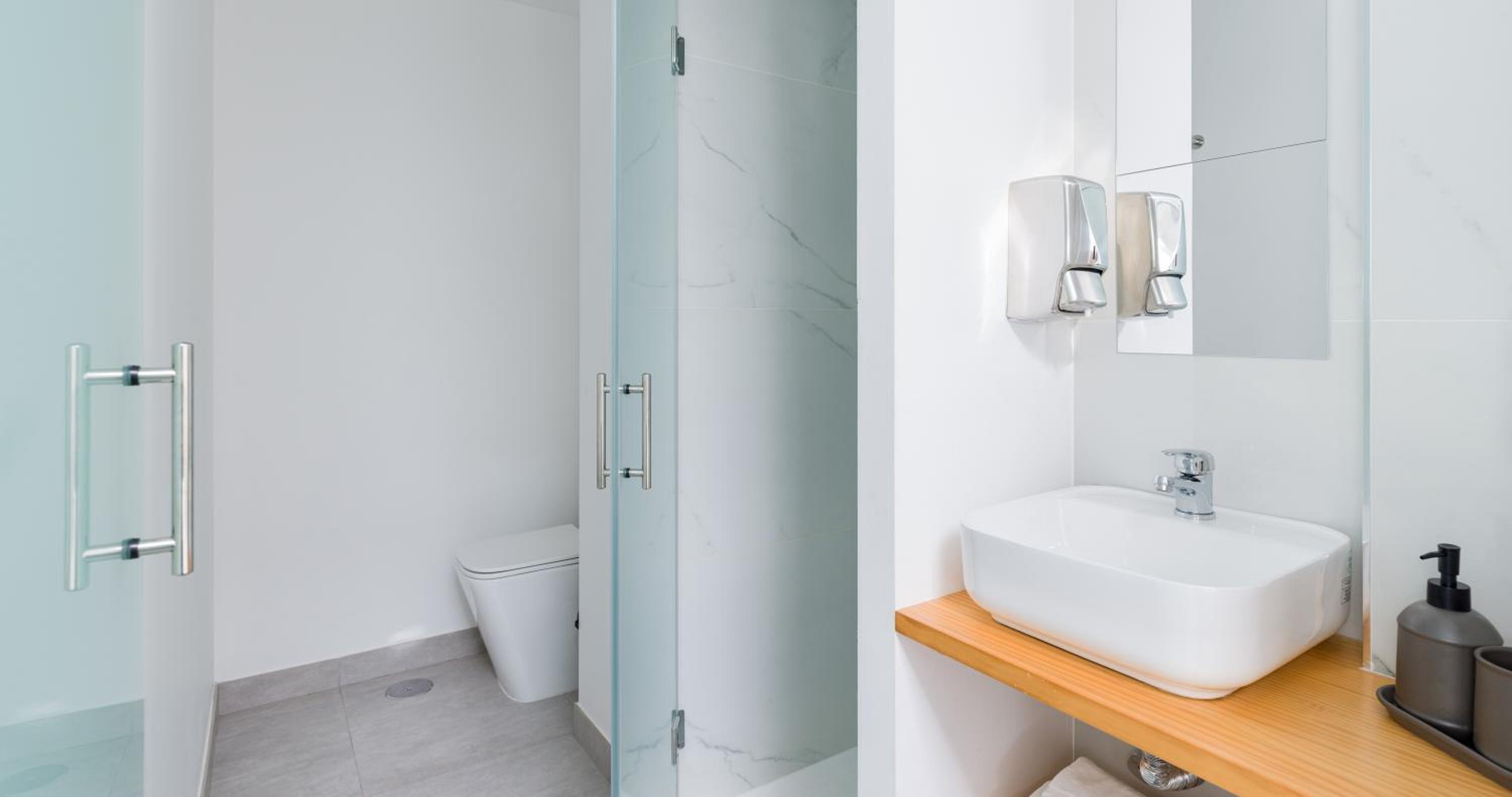 Double Room - Photo 27