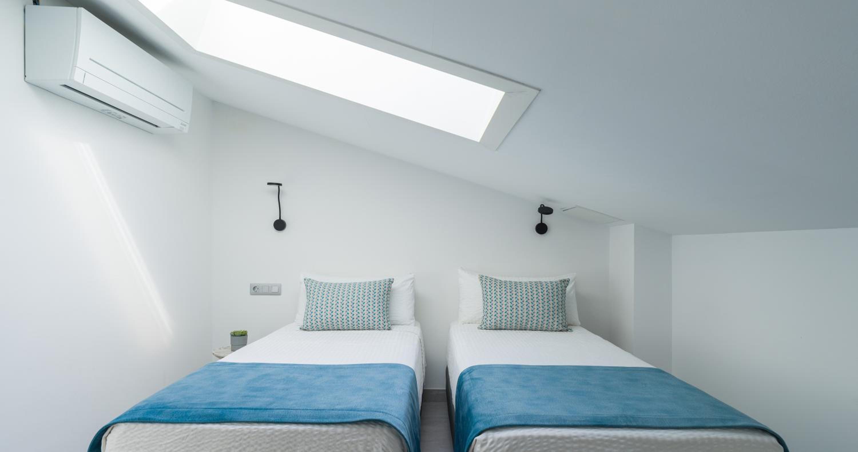 Double Room - Photo 22
