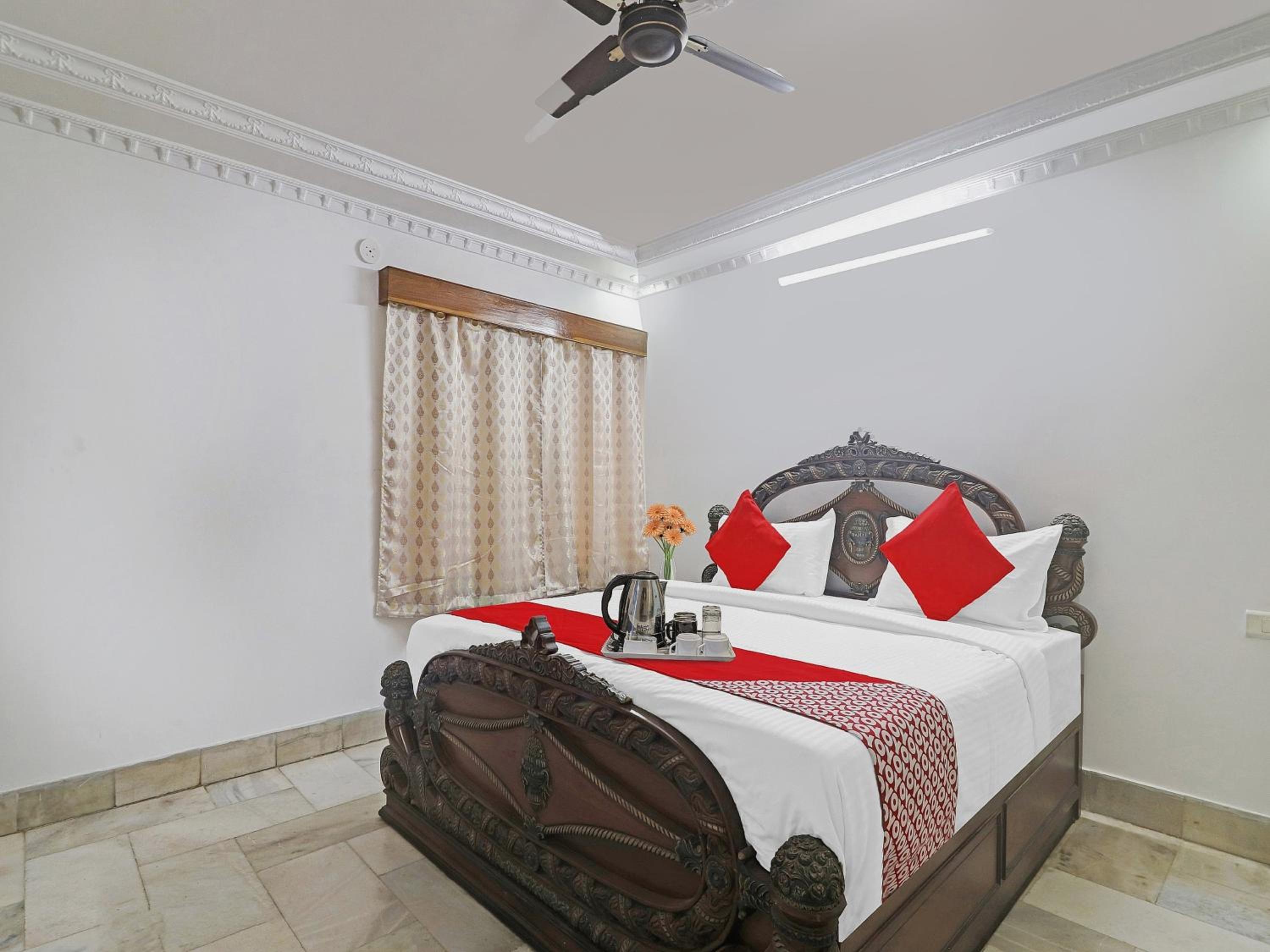 Deluxe Double Room photo 3