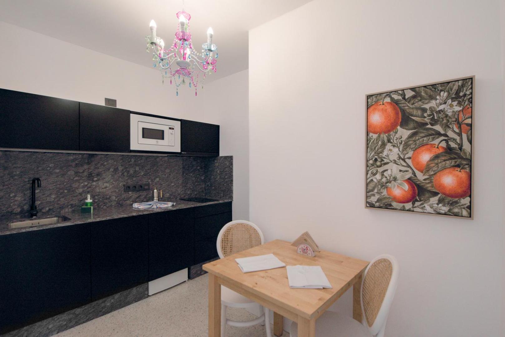 Superior Suite with Sea View thumbnail 6