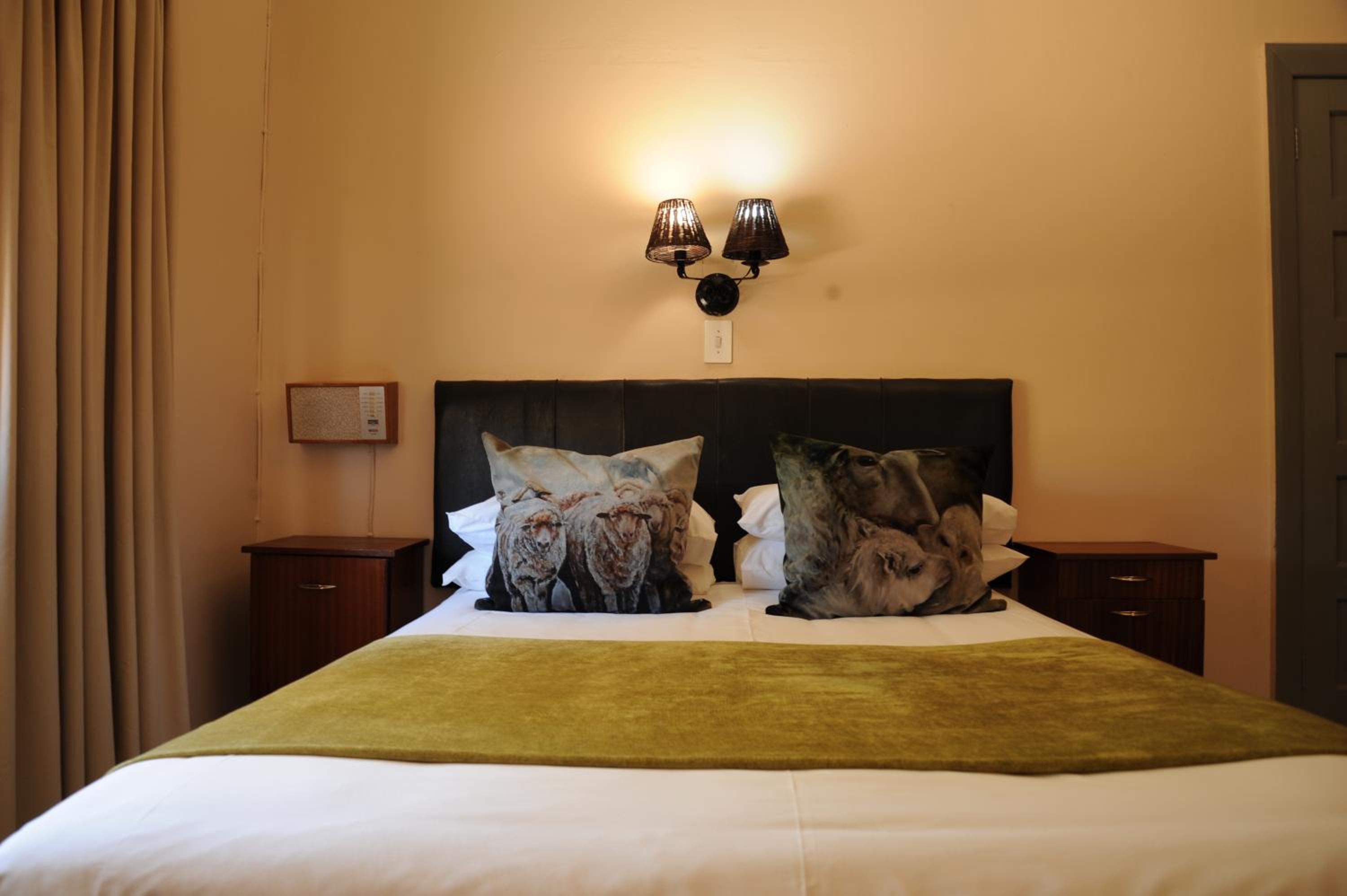 Double Room with Private Bathroom photo 2