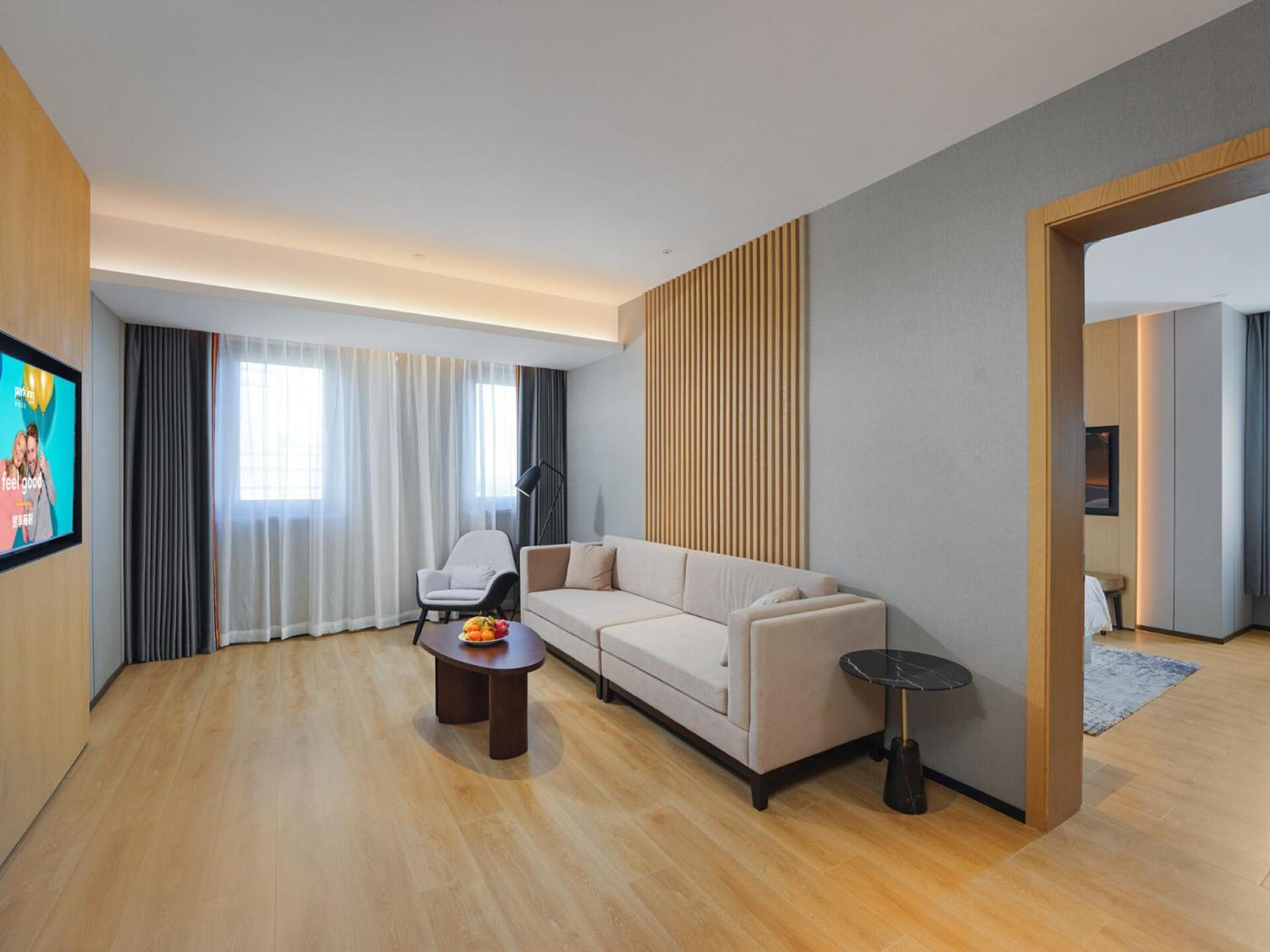 Premium Suite with King Bed