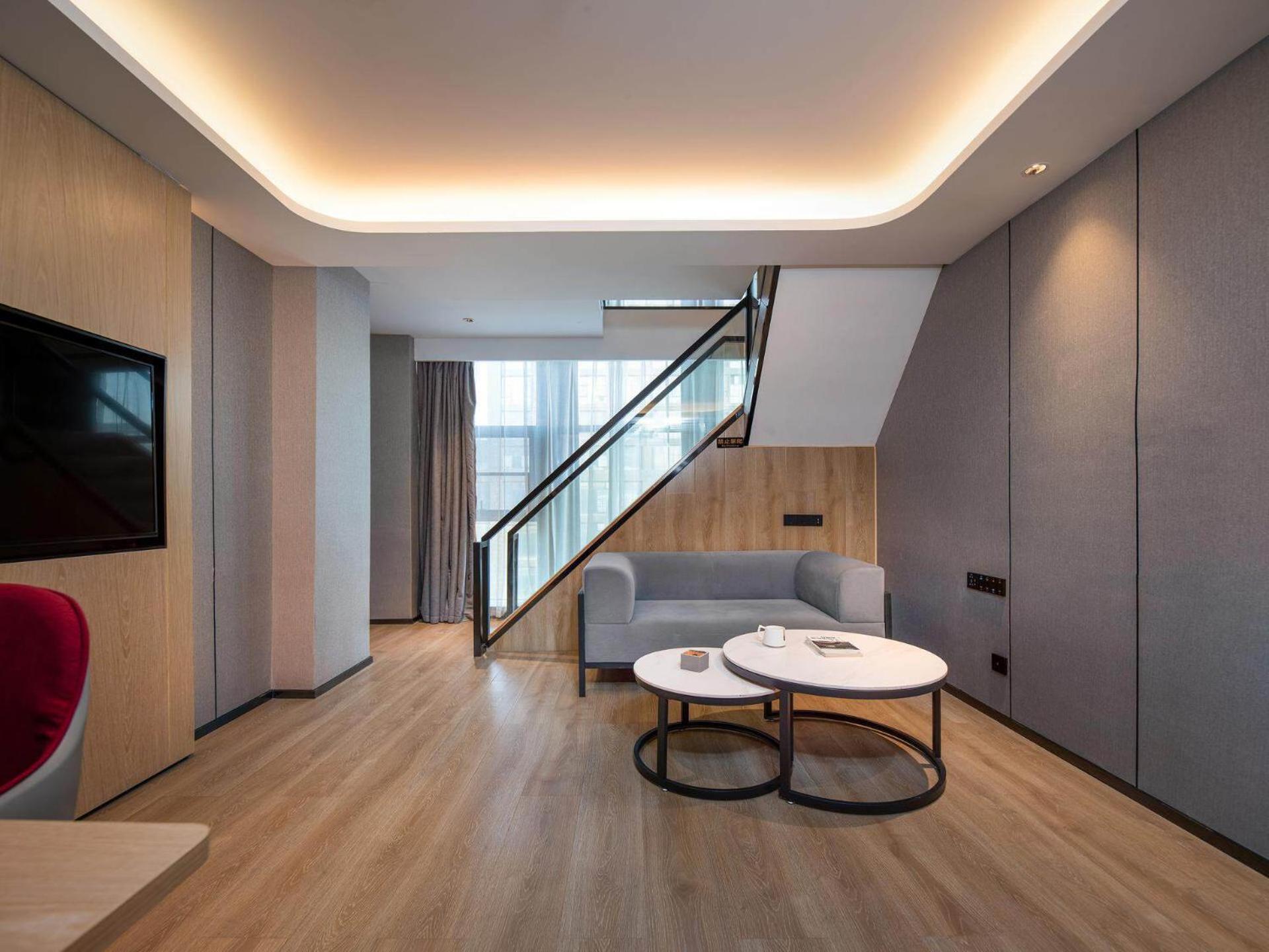 Premium Suite With King Bed