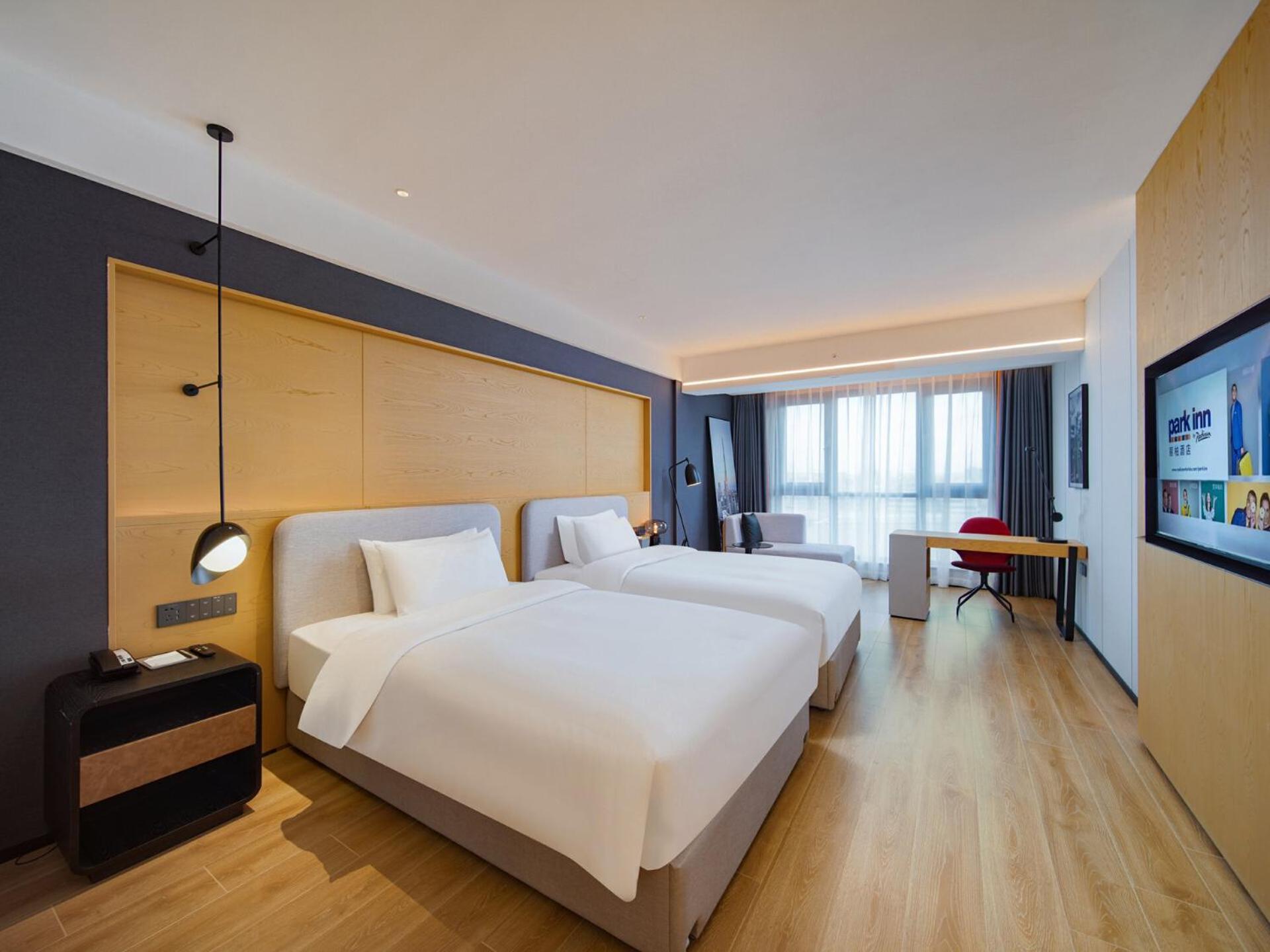 Deluxe Twin Room photo 2