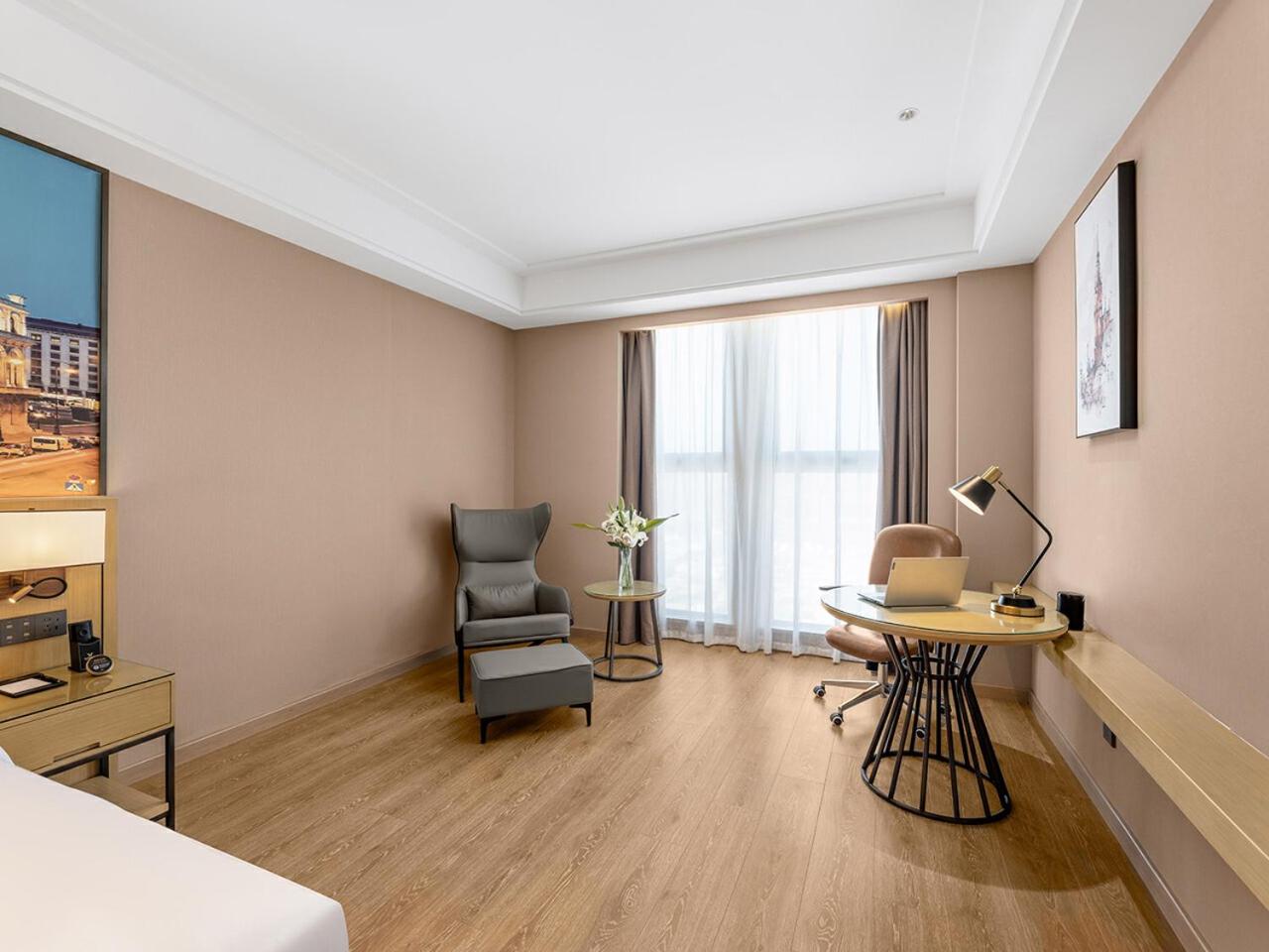 Business Double Room photo 2