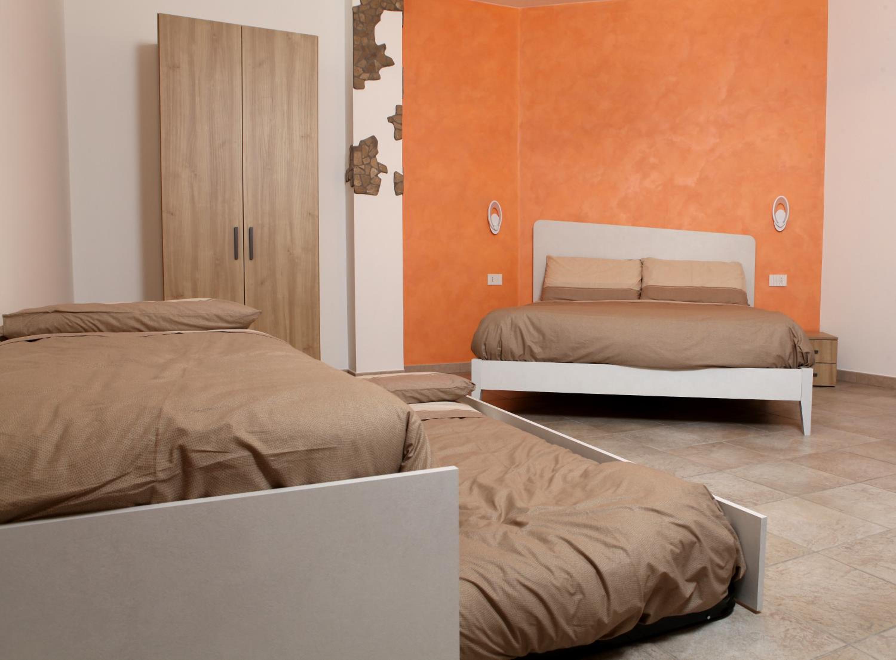 Quadruple Room - Photo 1
