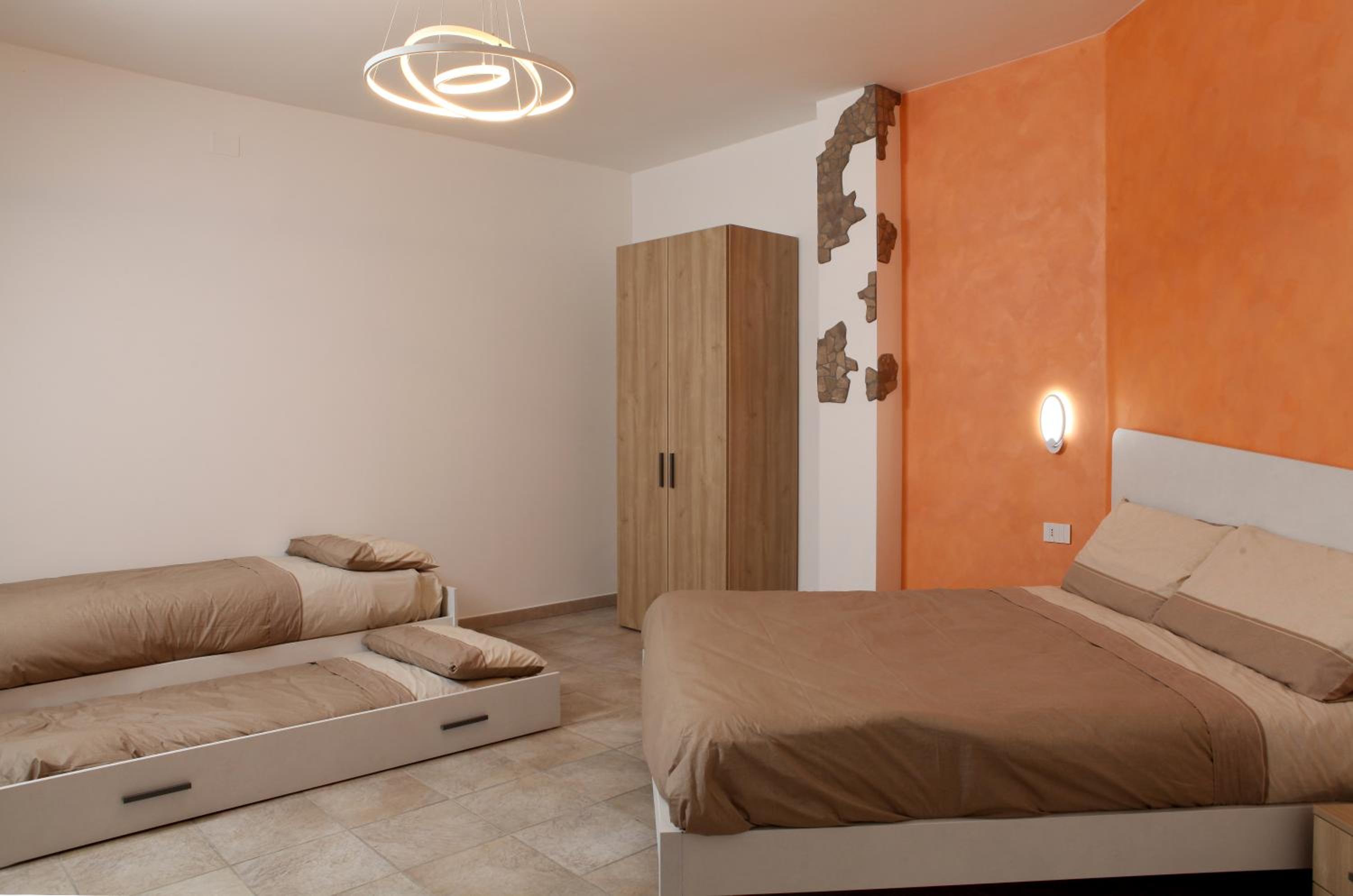 Quadruple Room - Photo 2