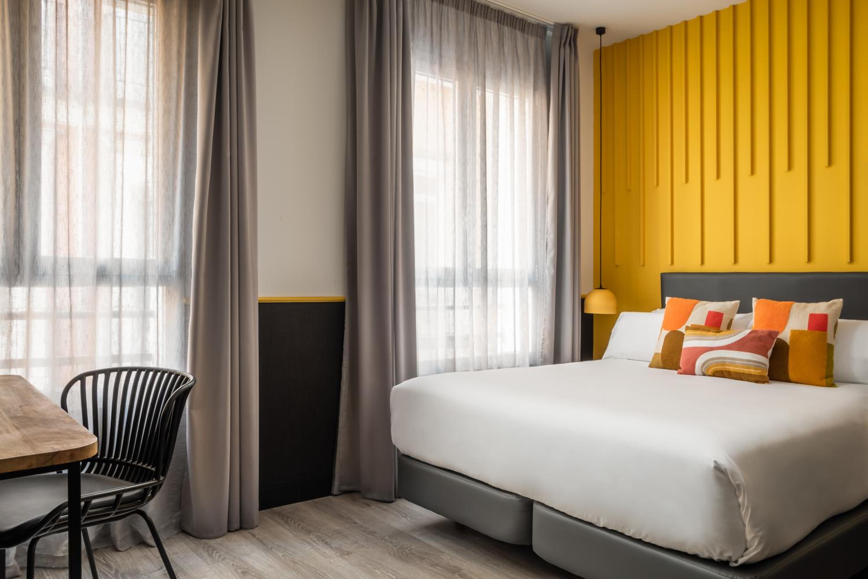 Double Room - Photo 2