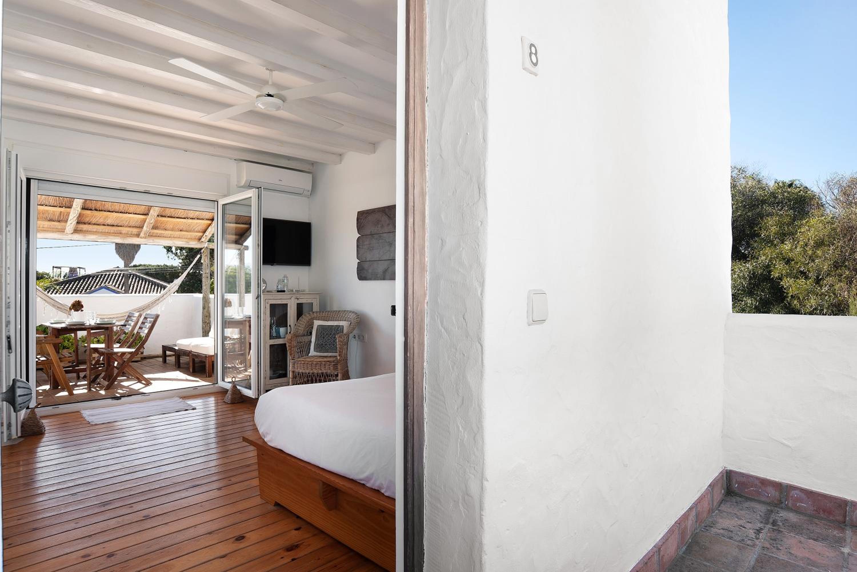 Studio with Terrace photo 2