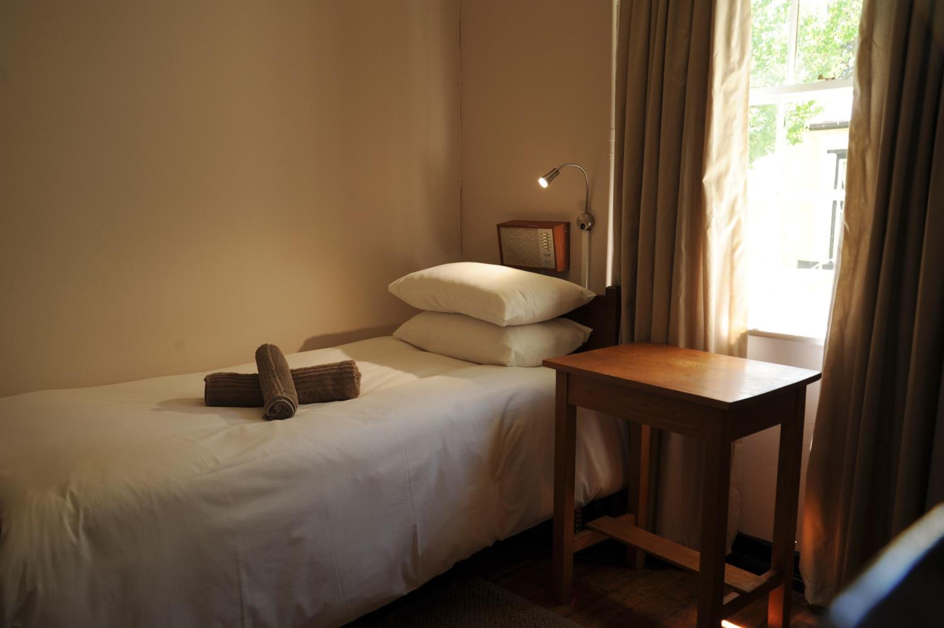 Budget Single Room photo 3