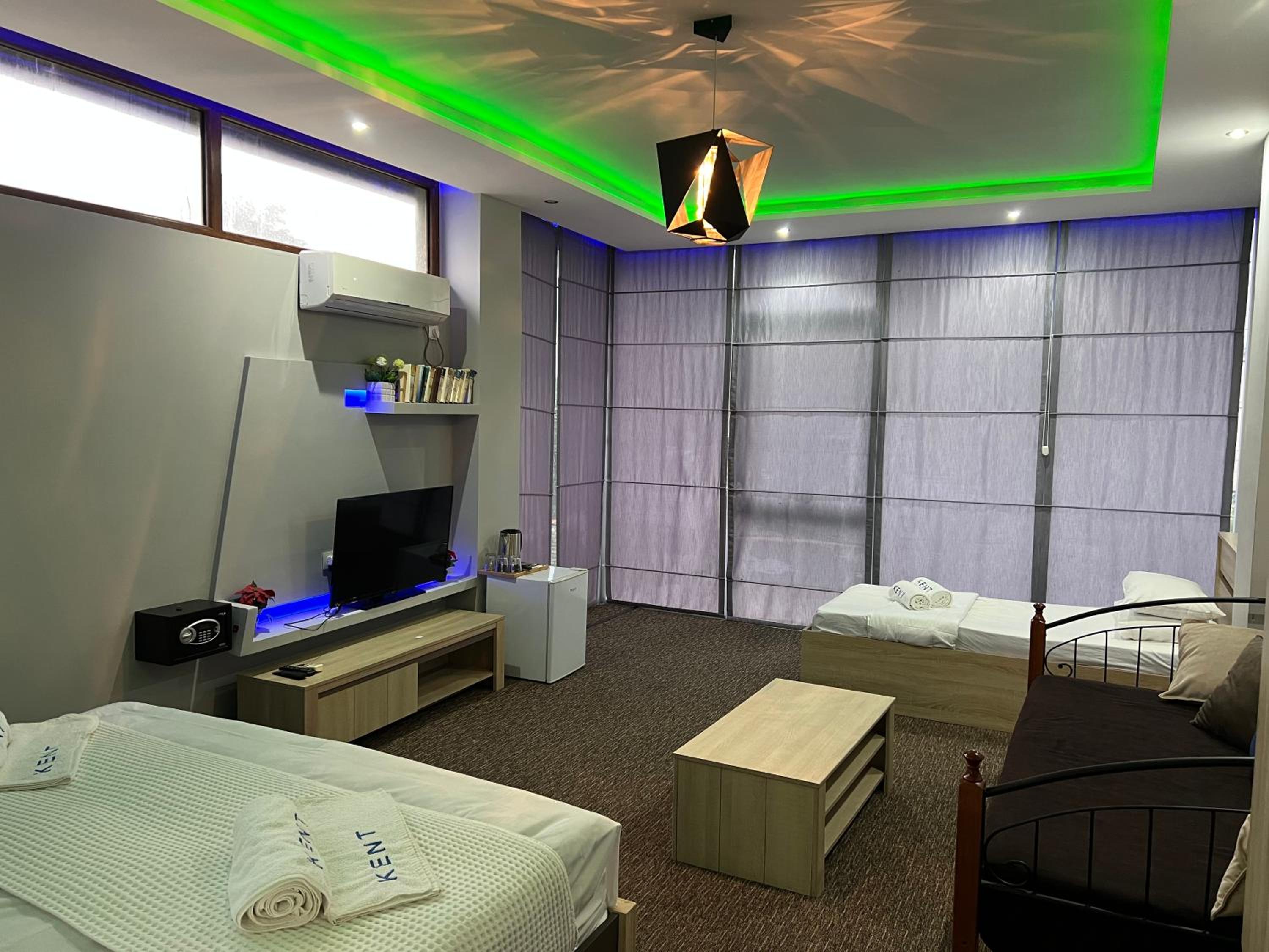 Comfort Triple Room