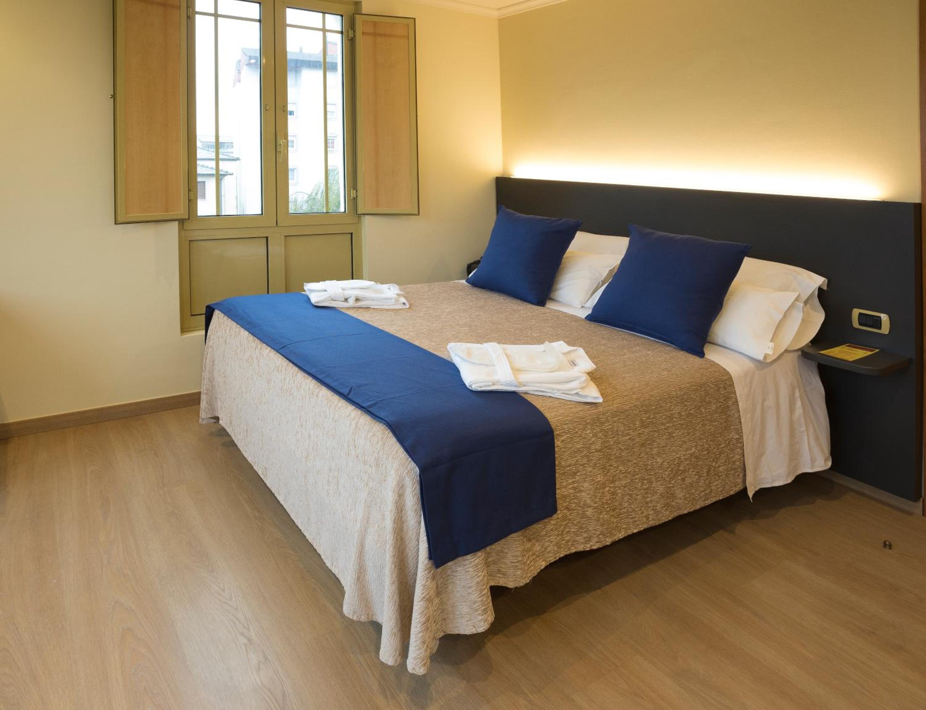 Double Room - Photo 4