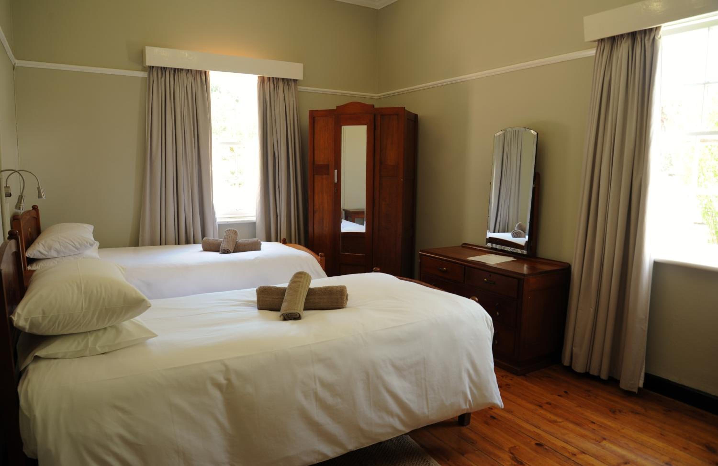 Budget Twin Room photo 2