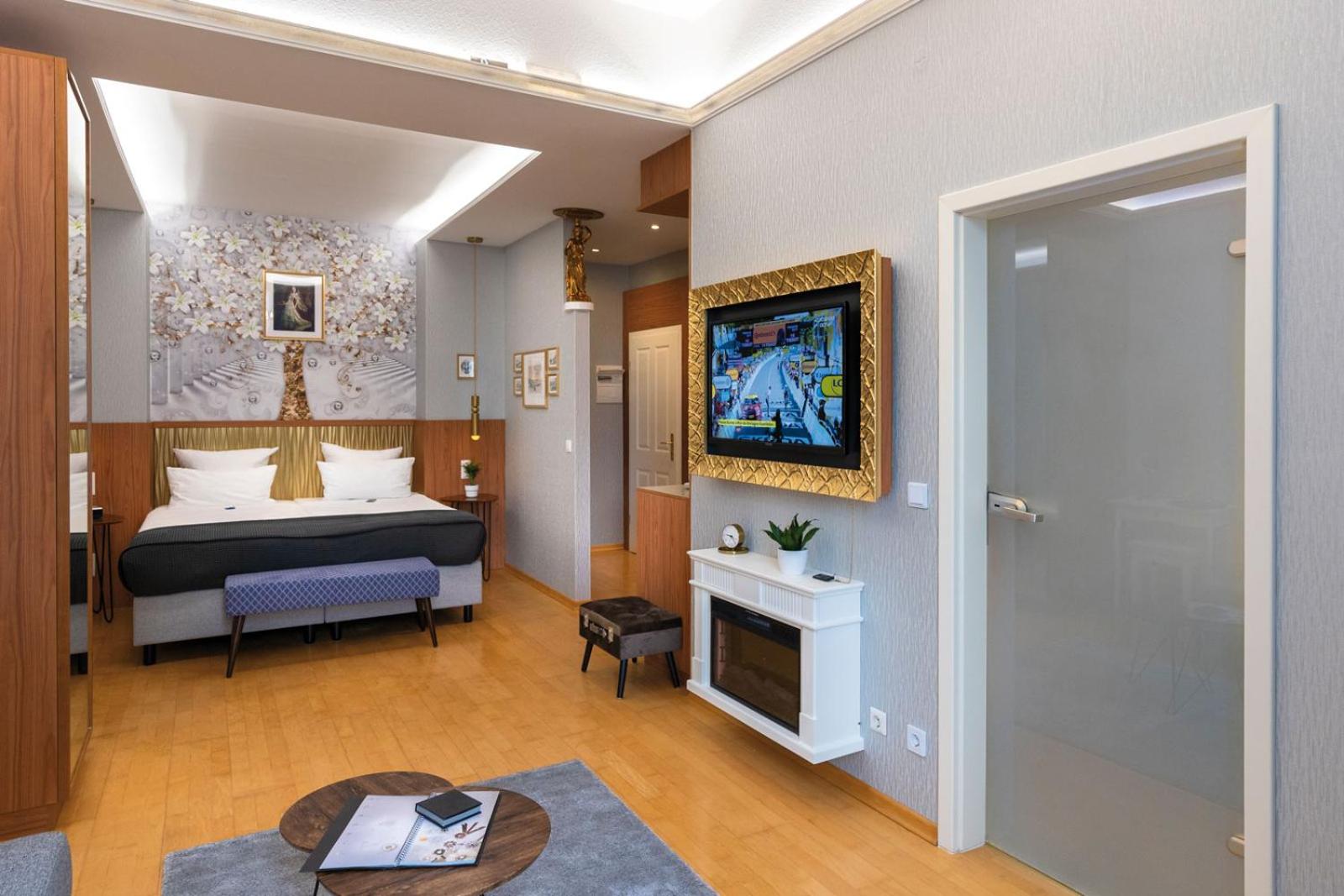 Double or Twin Room Annex - Photo 7