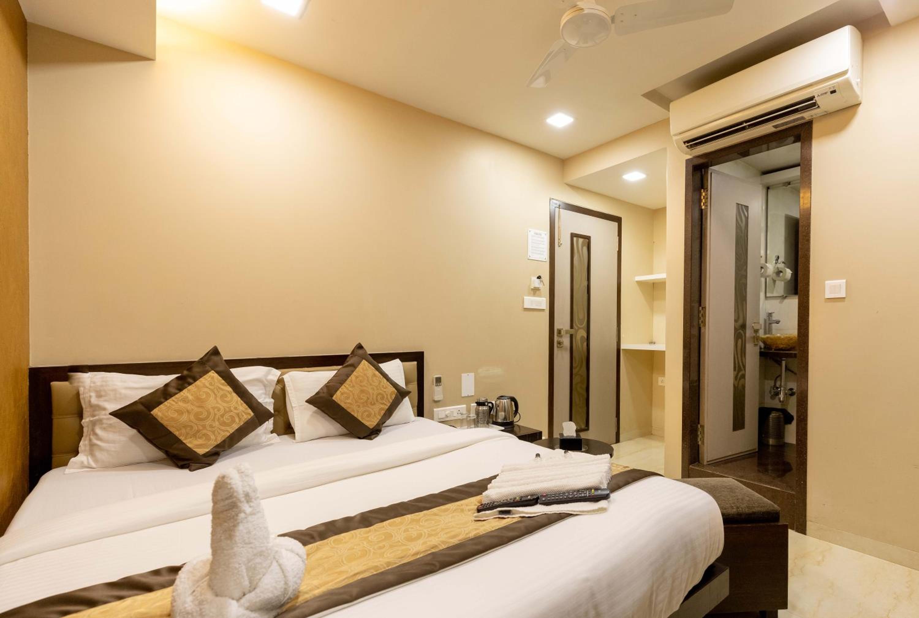 Execuive Double Room Taj View - Photo 2