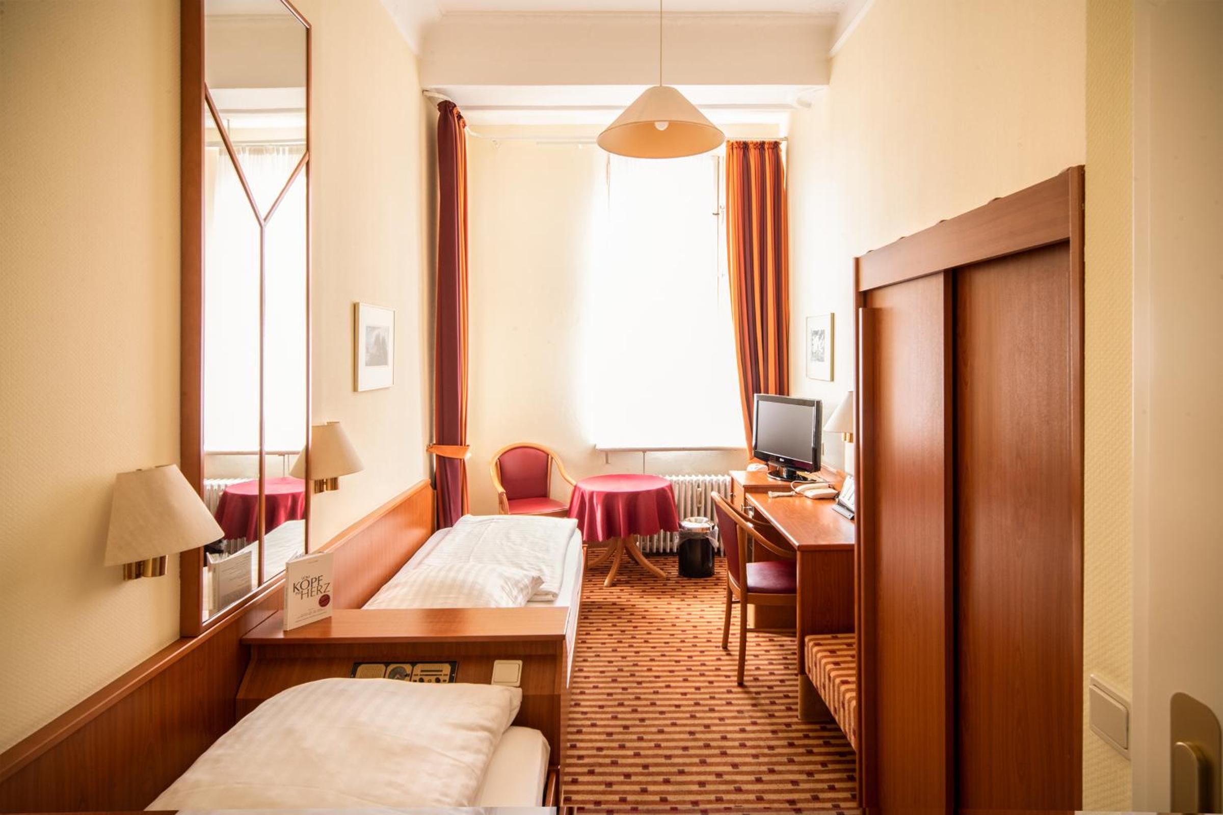 Single Room Hotdeal nonrefundable photo 2