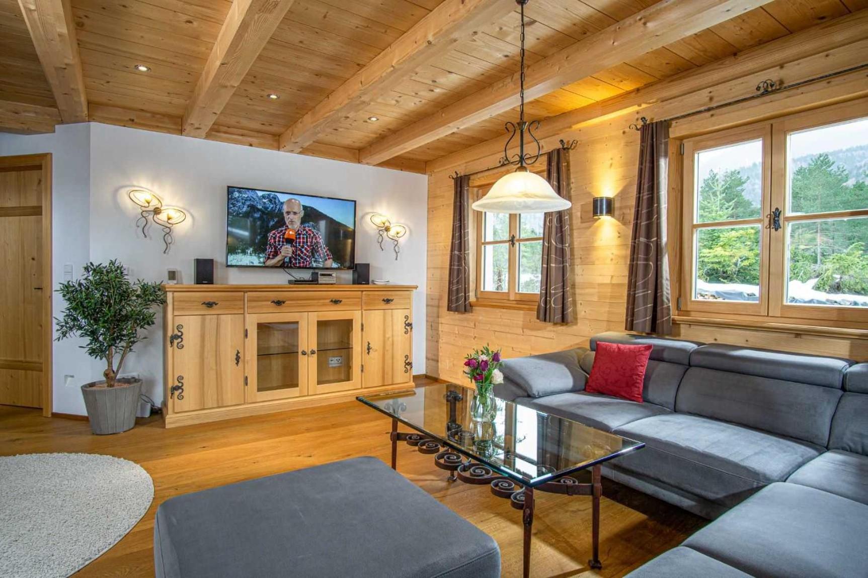 Two-Bedroom Apartment with Terrace photo 2